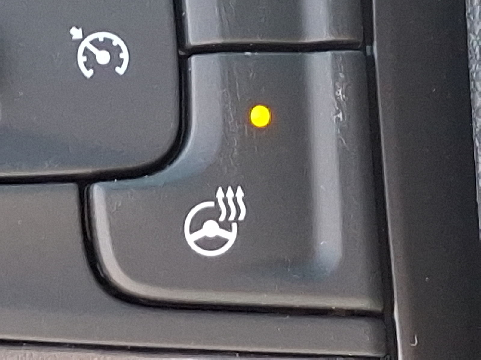 2026 Chevrolet Silverado 2500HD Crew Cab, Standard Bed, High Country, 4WD - Black - GBA exterior view 5