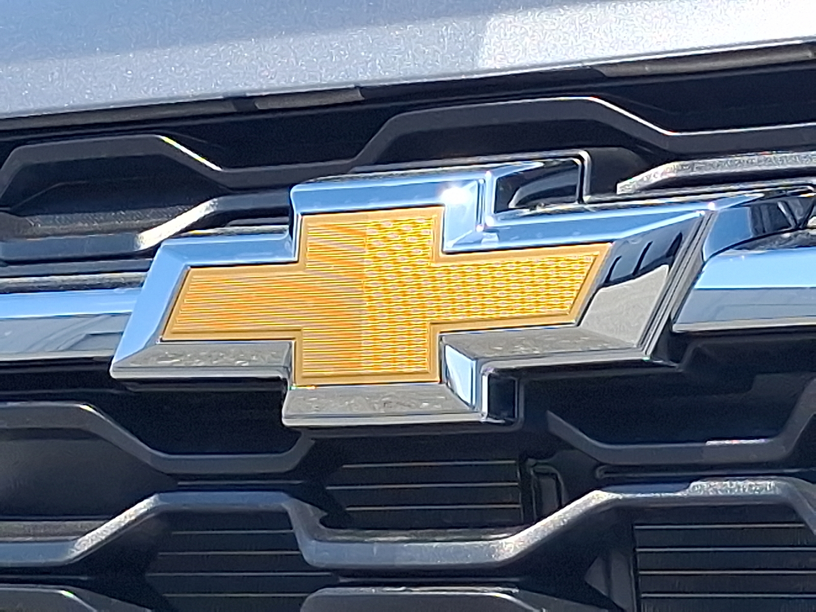 2026 Chevrolet Trax FWD LS - Sterling Gray Metallic - GZB exterior view 18