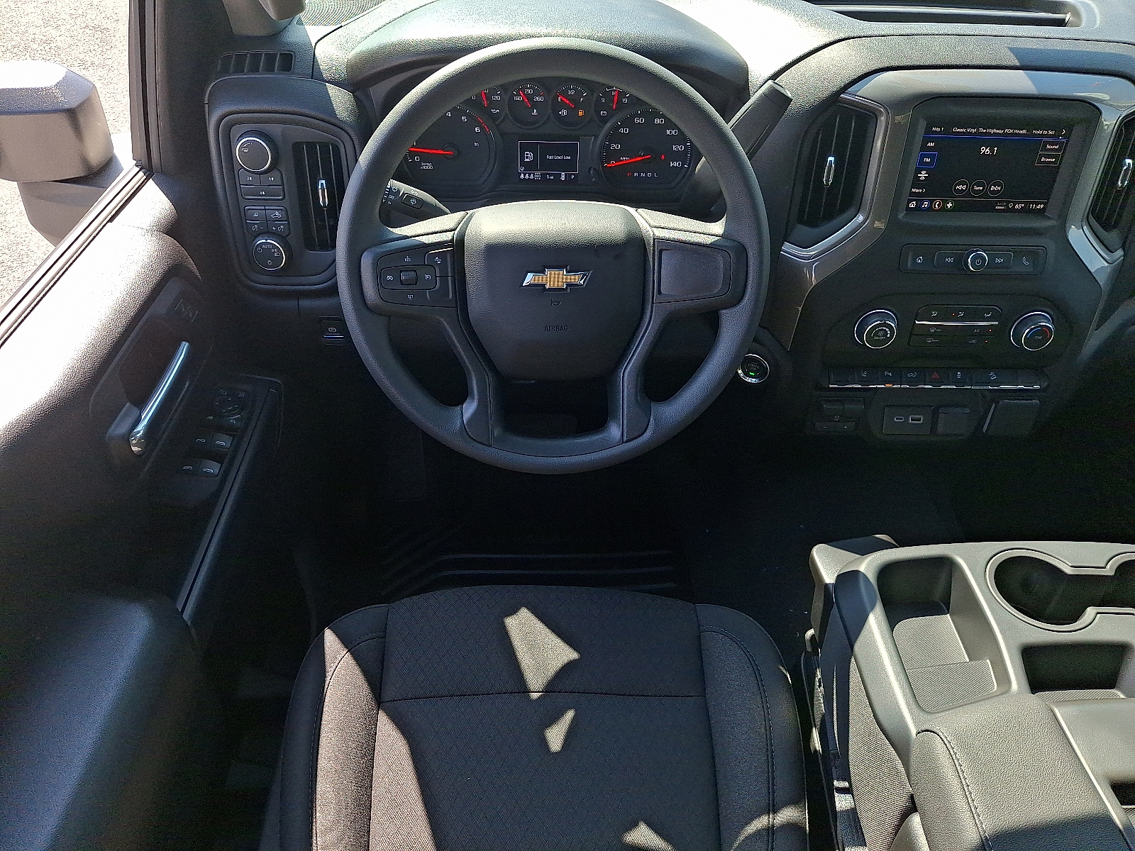 2026 Chevrolet Silverado 2500HD Crew Cab, Standard Bed, WT, 4WD - White Sands - G42 exterior view 7