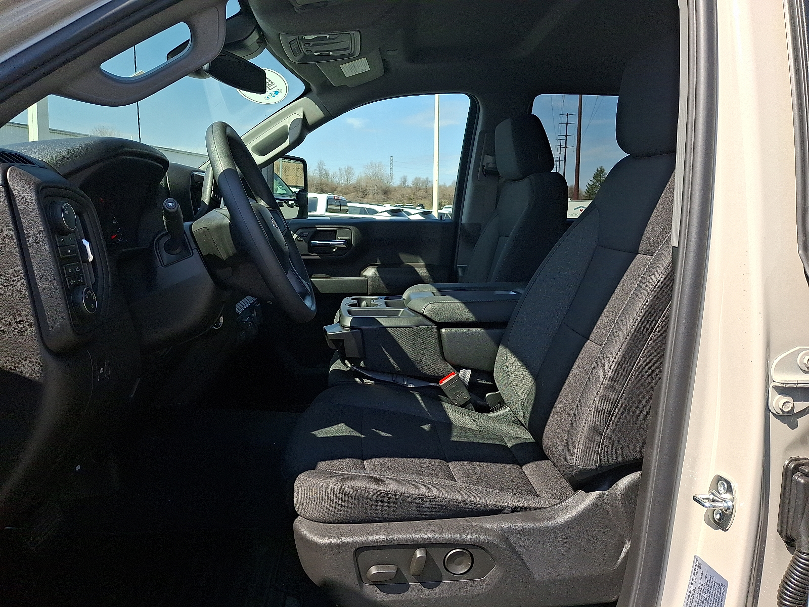 2026 Chevrolet Silverado 2500HD Crew Cab, Standard Bed, WT, 4WD - White Sands - G42 exterior view 9