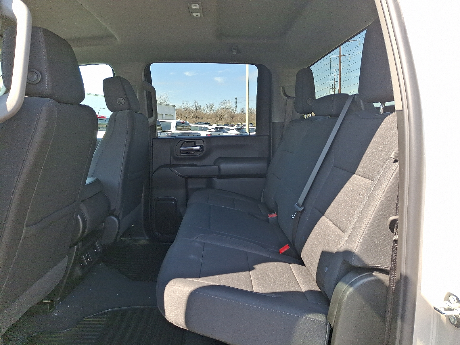 2026 Chevrolet Silverado 2500HD Crew Cab, Standard Bed, WT, 4WD - White Sands - G42 exterior view 6