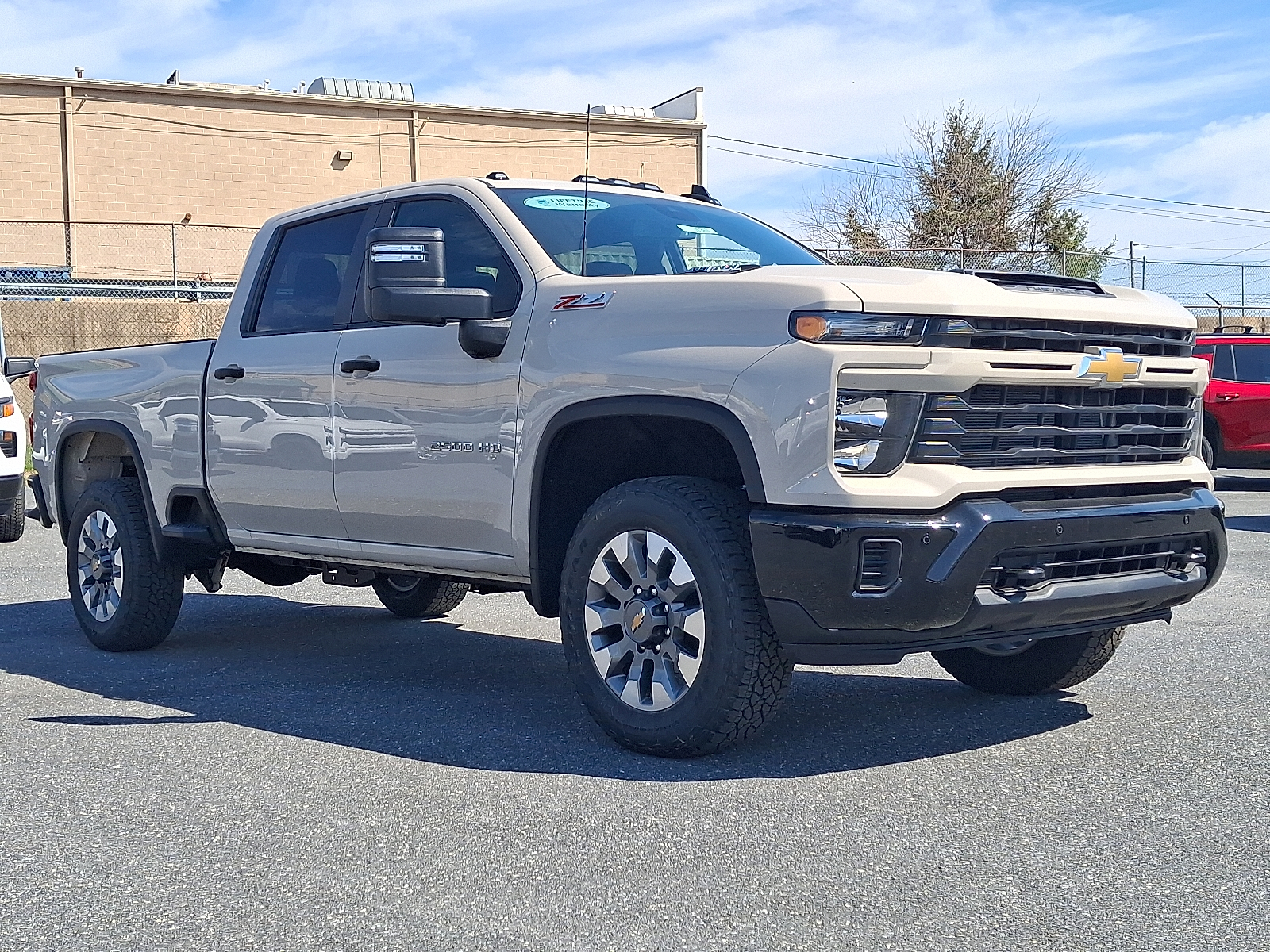 2026 Chevrolet Silverado 2500HD Crew Cab, Standard Bed, WT, 4WD - White Sands - G42 exterior view 2