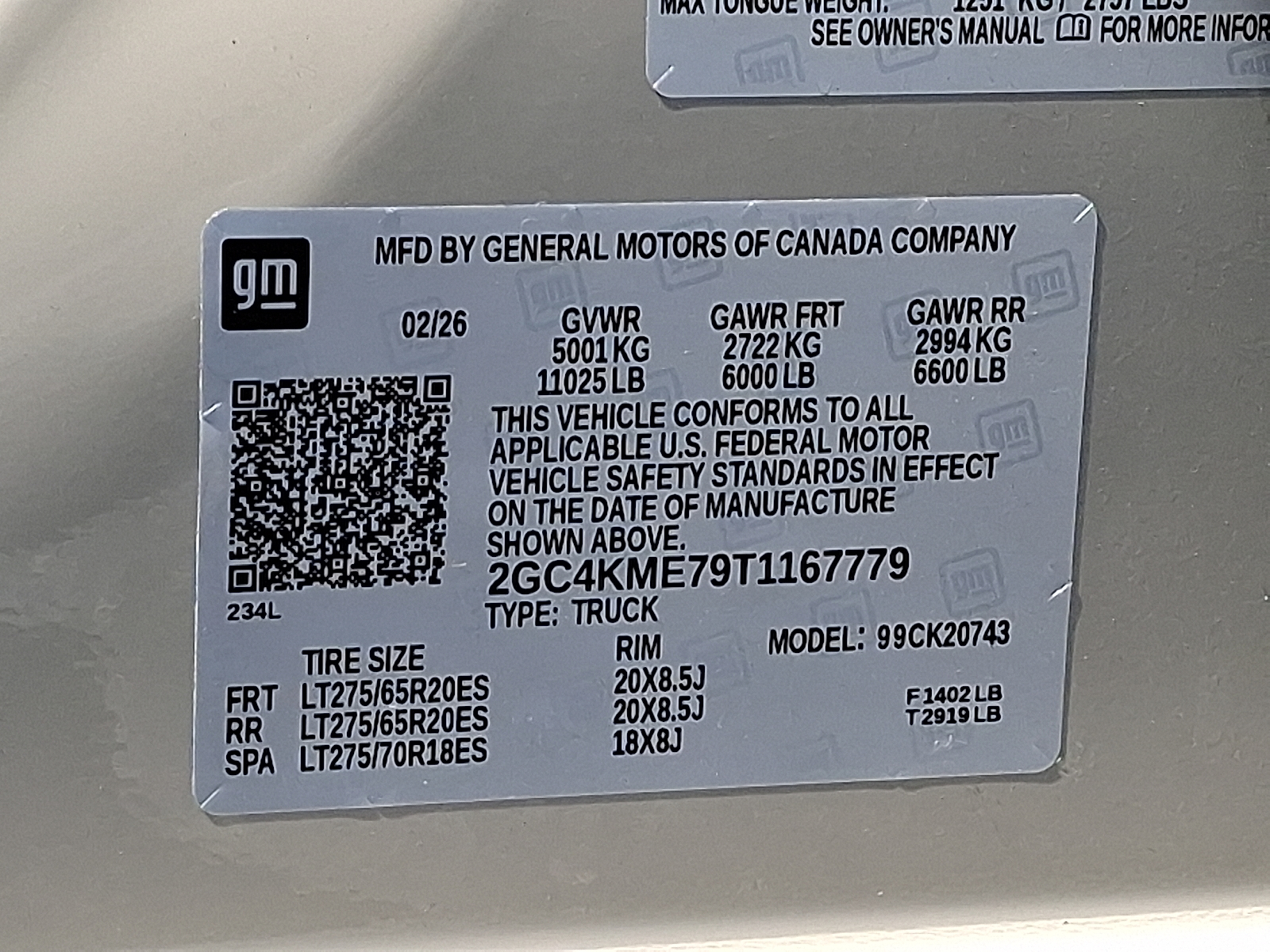 2026 Chevrolet Silverado 2500HD Crew Cab, Standard Bed, WT, 4WD - White Sands - G42 exterior view 16