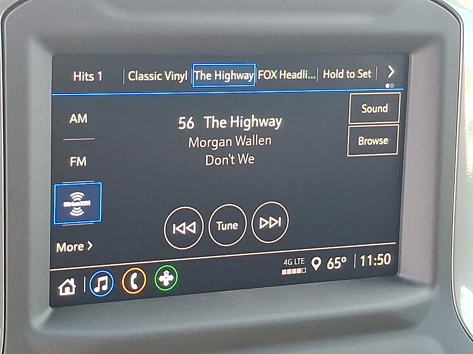 2026 Chevrolet Silverado 2500HD Crew Cab, Standard Bed, WT, 4WD - White Sands - G42 exterior view 14