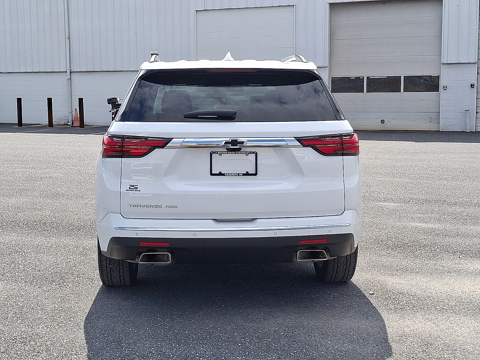 2023 Chevrolet Traverse AWD High Country - Summit White - GAZ exterior view 8