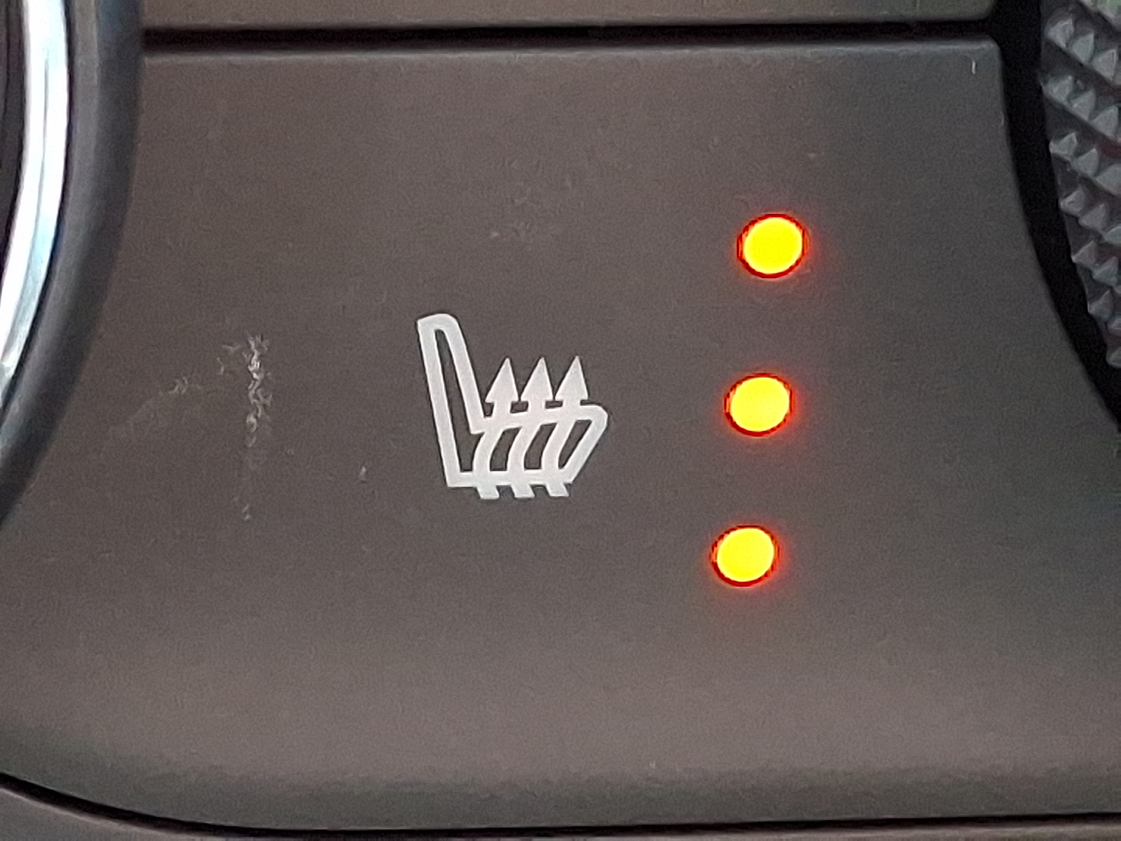 2026 Chevrolet Trax FWD LS - Marina Blue Metallic - GKN exterior view 3