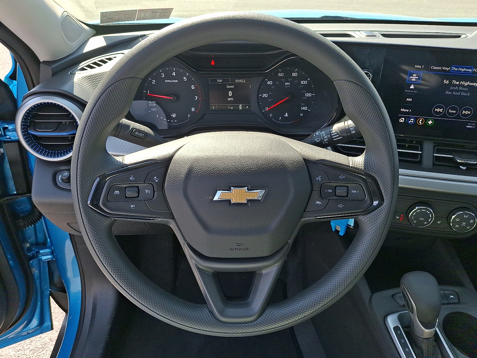 2026 Chevrolet Trax FWD LS - Marina Blue Metallic - GKN exterior view 12