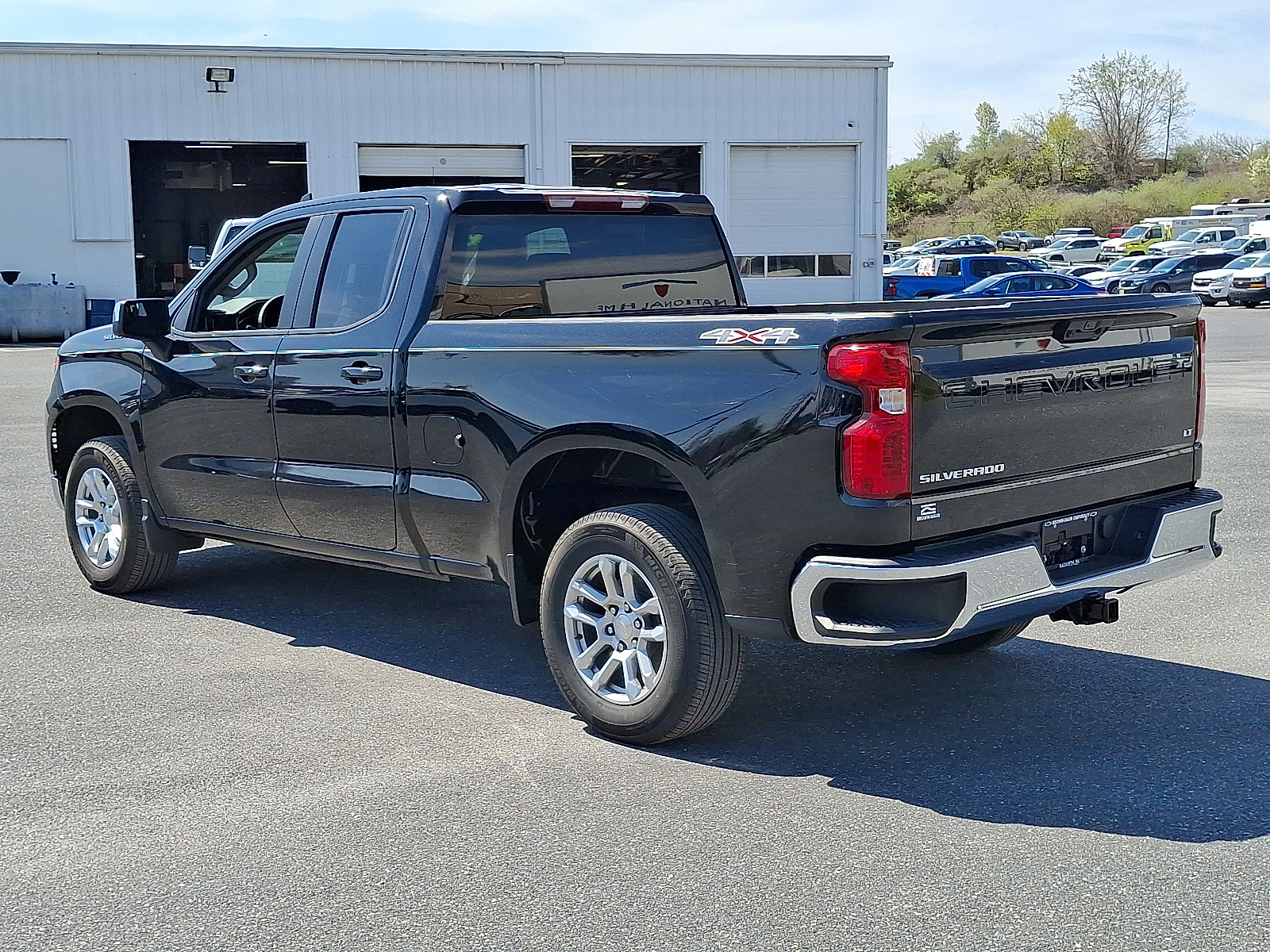2023 Chevrolet Silverado 1500 4WD Double Cab Standard Bed LT with 2FT - Black - GBA exterior view 7