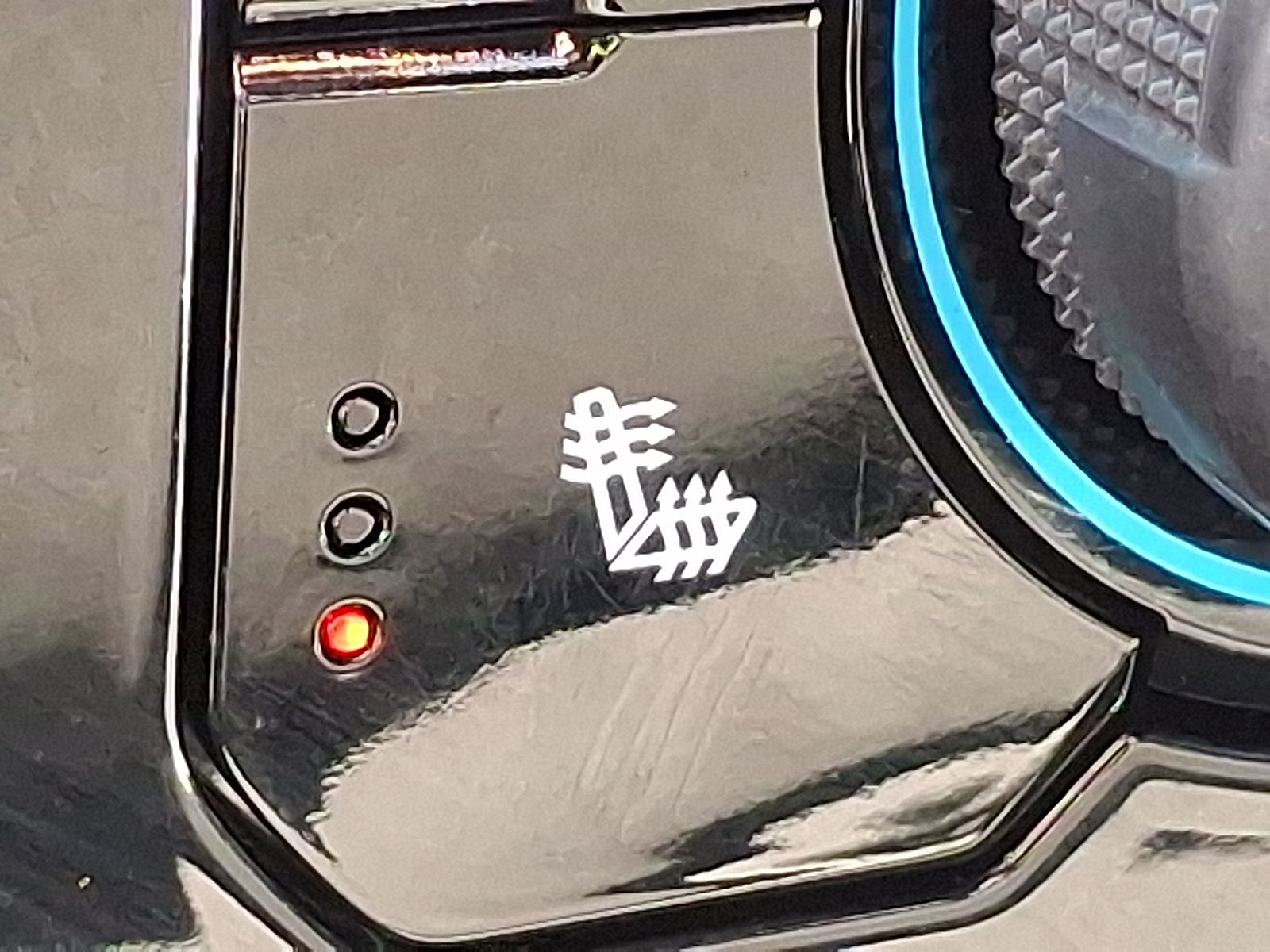 2022 Chevrolet Silverado 1500 4WD Crew Cab Short Bed LT with 2FL - Silver Ice Metallic - GAN exterior view 4