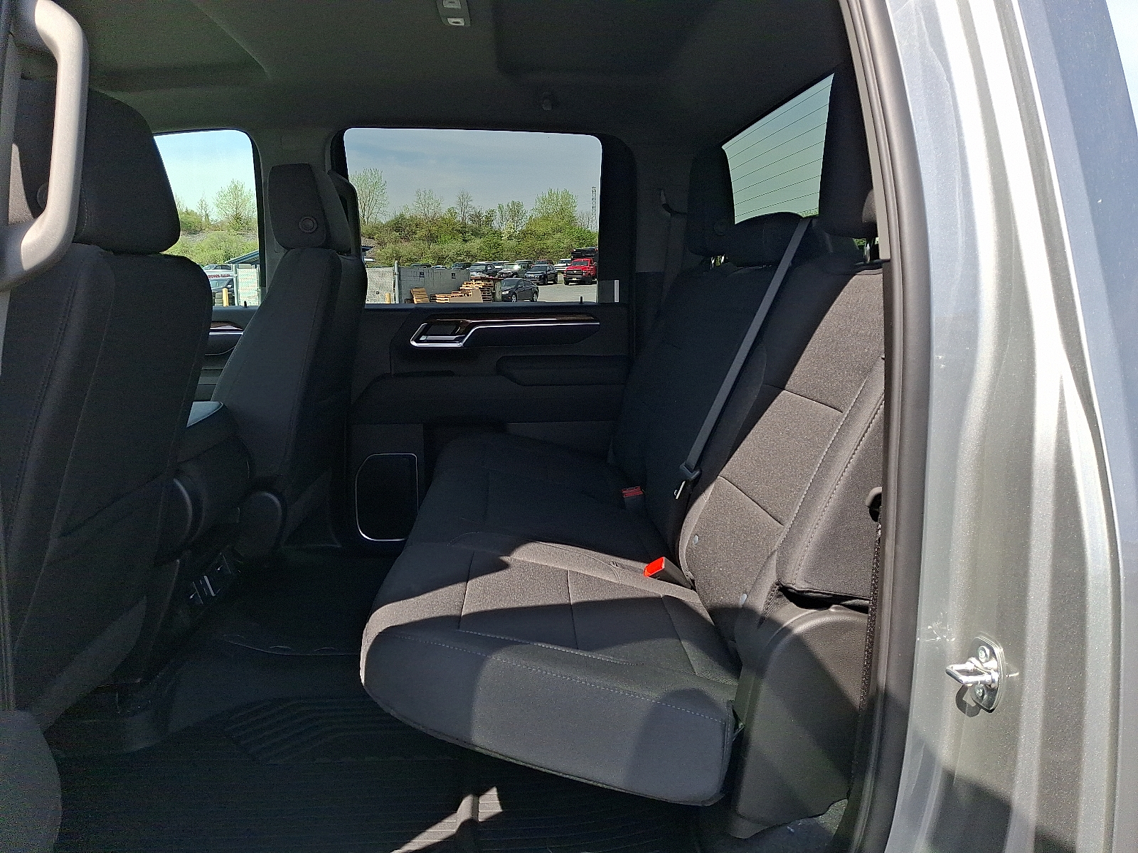 2026 Chevrolet Silverado 2500HD Crew Cab, Standard Bed, LT, 4WD - Sterling Gray Metallic - GXD exterior view 9