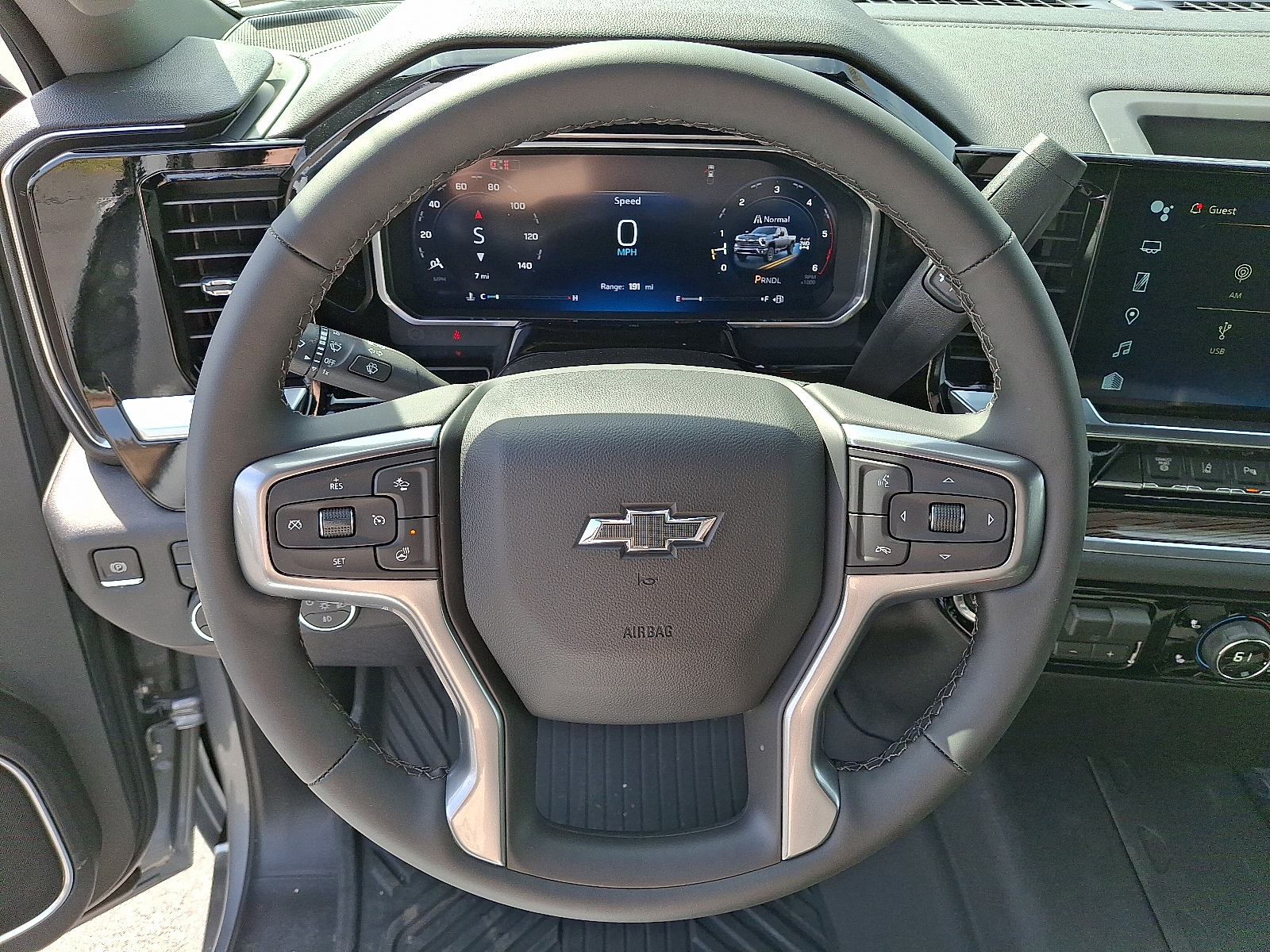 2026 Chevrolet Silverado 2500HD Crew Cab, Standard Bed, LT, 4WD - Sterling Gray Metallic - GXD exterior view 13