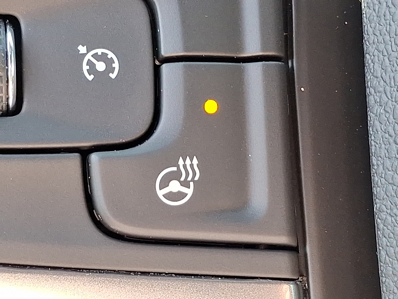 2026 Chevrolet Silverado 2500HD Crew Cab, Standard Bed, LT, 4WD - Sterling Gray Metallic - GXD exterior view 3