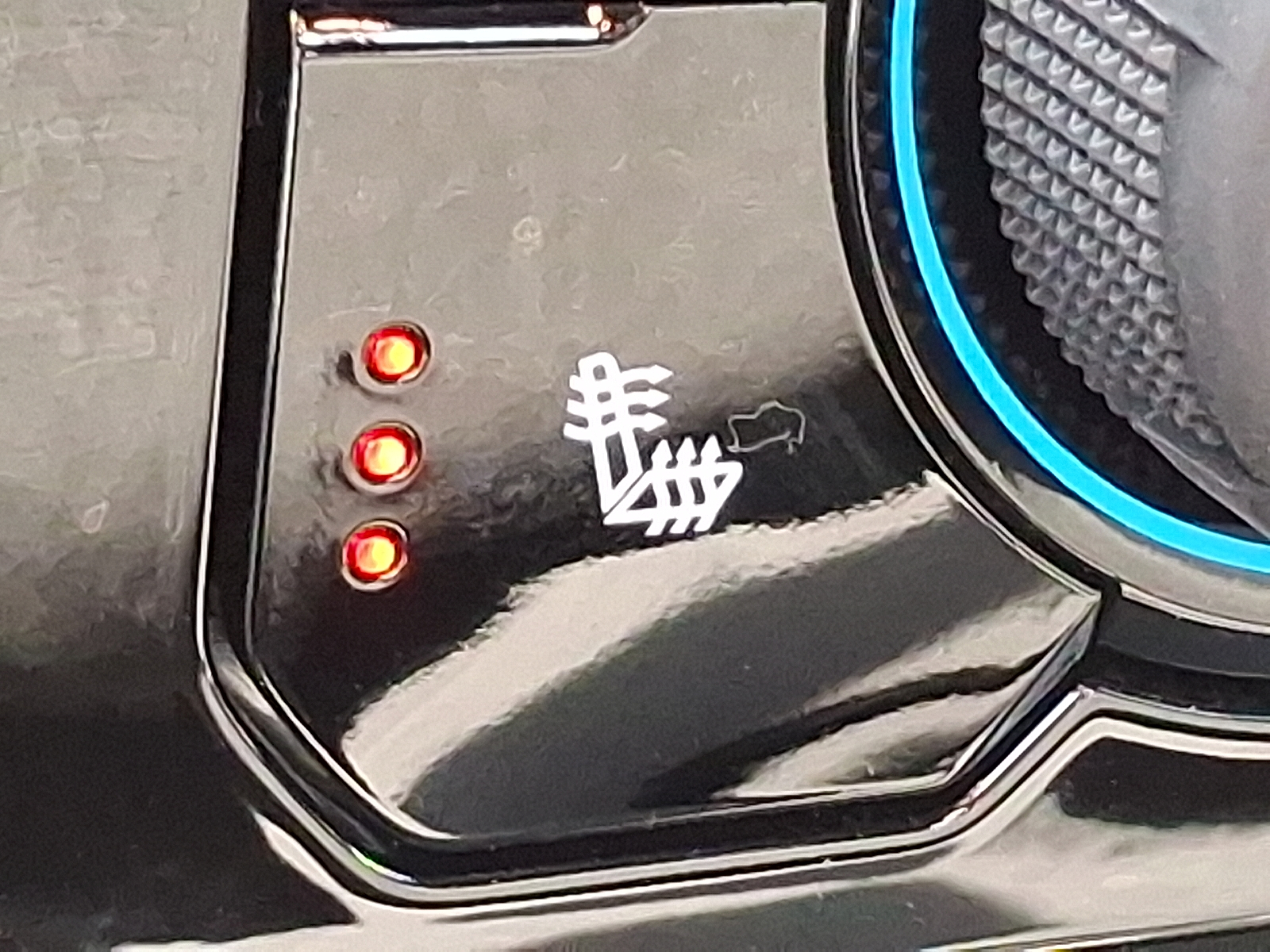 2026 Chevrolet Silverado 2500HD Crew Cab, Standard Bed, LT, 4WD - Sterling Gray Metallic - GXD exterior view 4