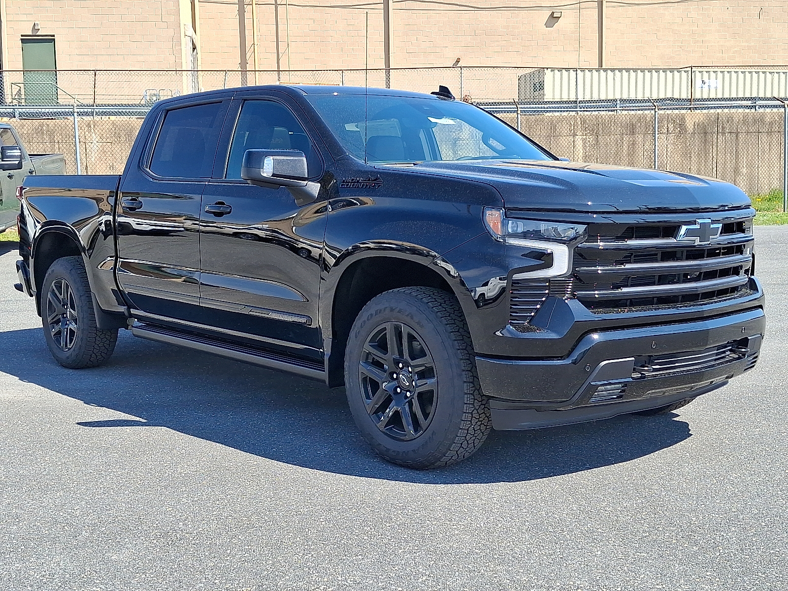 2026 Chevrolet Silverado 1500 4WD Crew Cab Short Bed High Country - Black - GBA exterior view 6