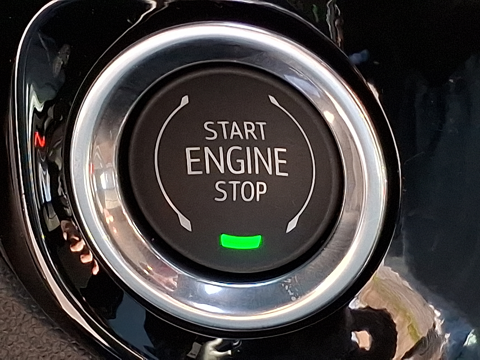 2026 Chevrolet Silverado 1500 4WD Crew Cab Short Bed High Country - Black - GBA exterior view 14