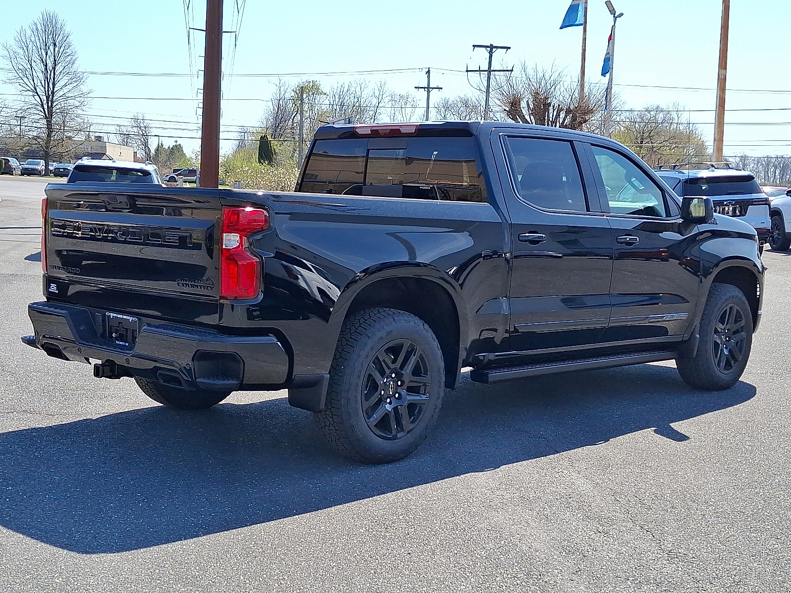 2026 Chevrolet Silverado 1500 4WD Crew Cab Short Bed High Country - Black - GBA exterior view 7