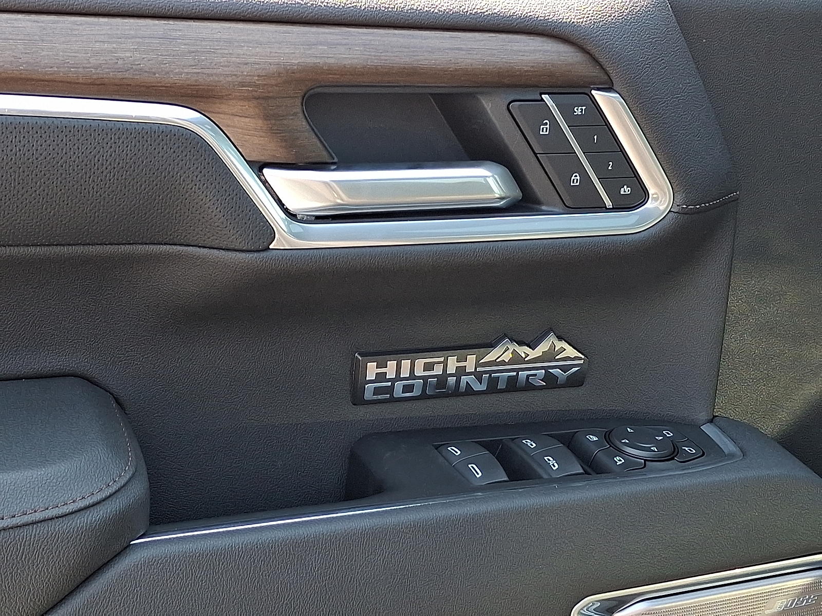 2026 Chevrolet Silverado 1500 4WD Crew Cab Short Bed High Country - Black - GBA exterior view 11