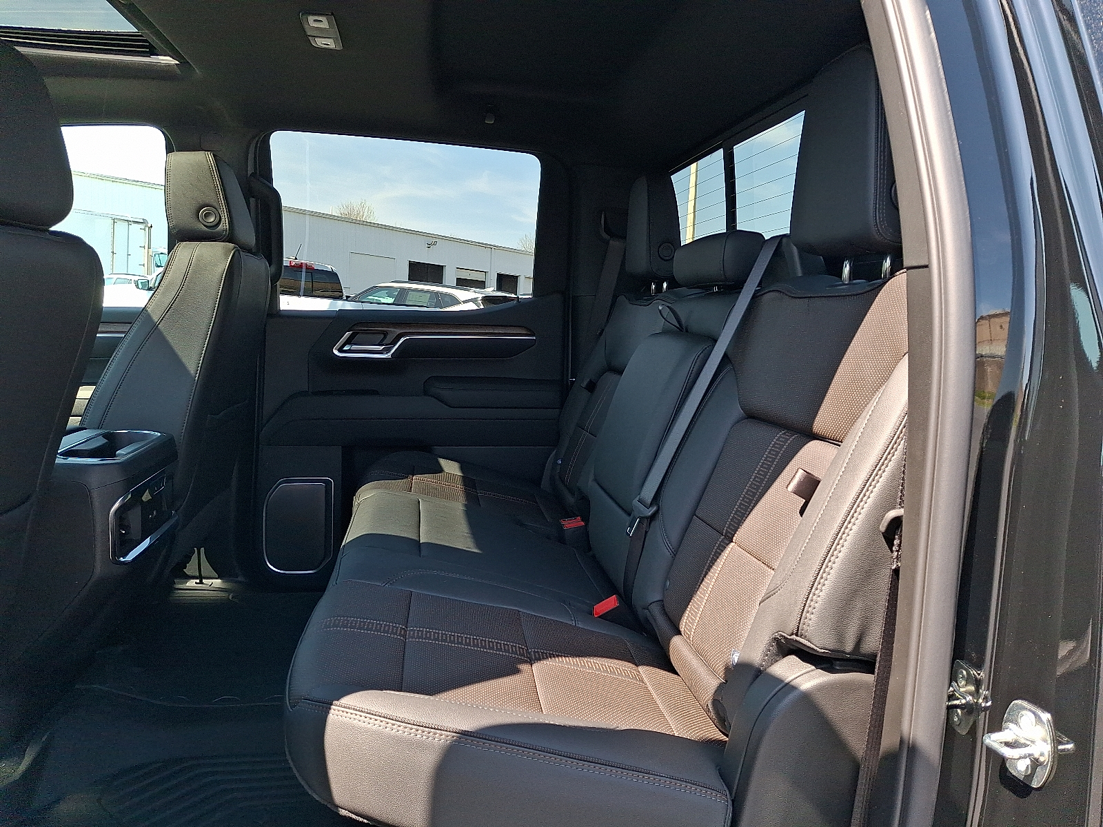 2026 Chevrolet Silverado 1500 4WD Crew Cab Short Bed High Country - Black - GBA exterior view 9