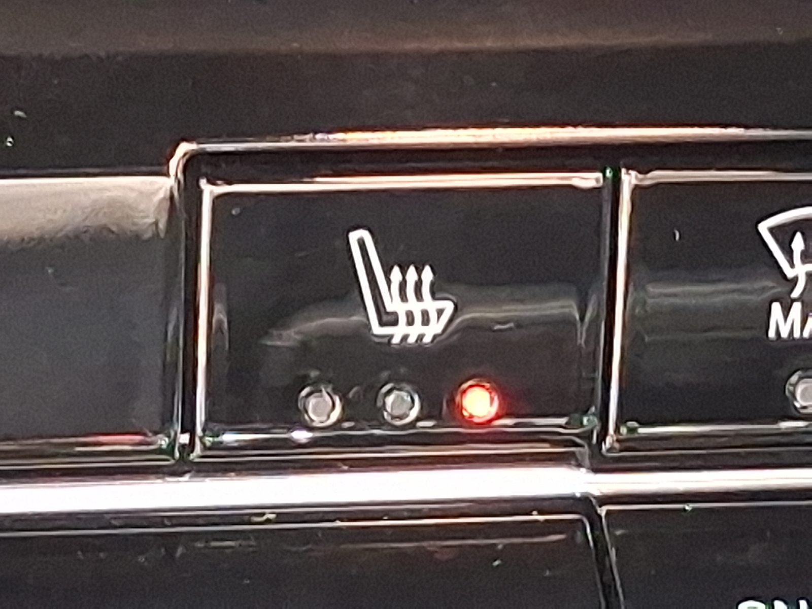 2025 Chevrolet Equinox AWD LT - Radiant Red Tintcoat - GNT exterior view 4