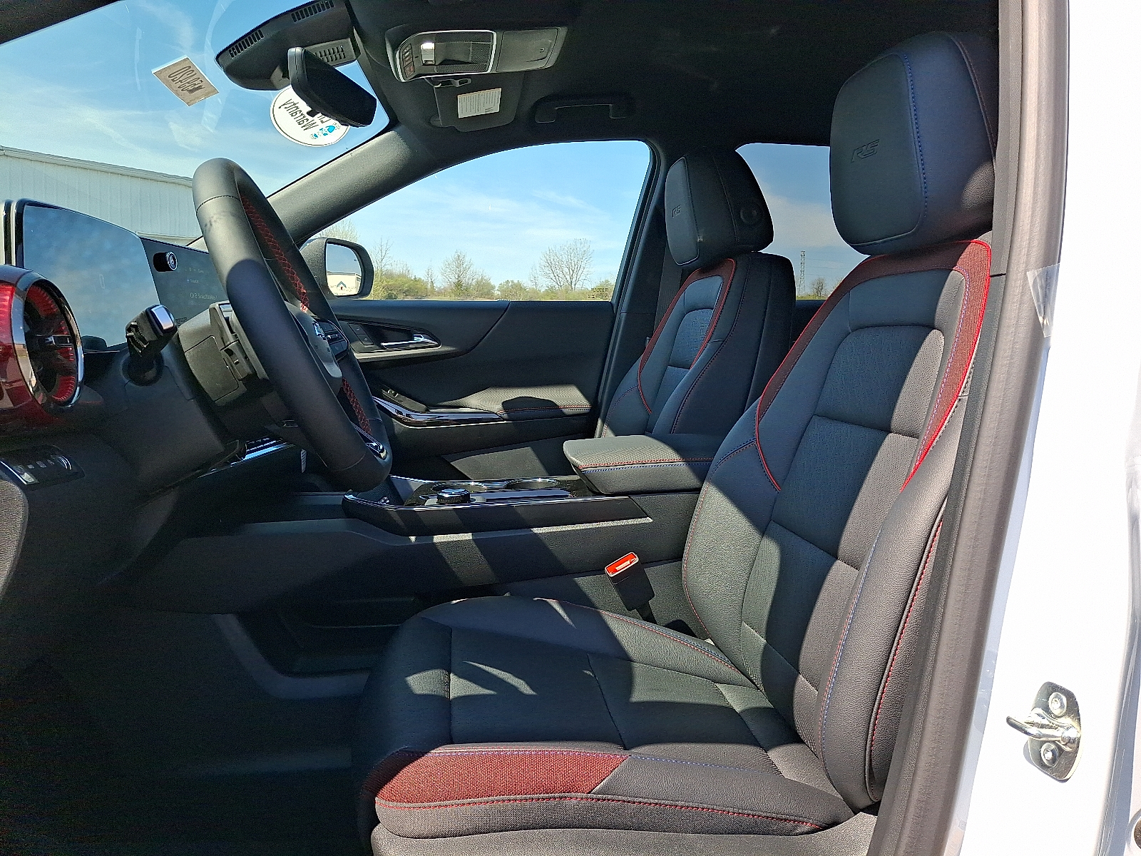 2026 Chevrolet Equinox AWD RS - Polar White Tricoat - G4J exterior view 12