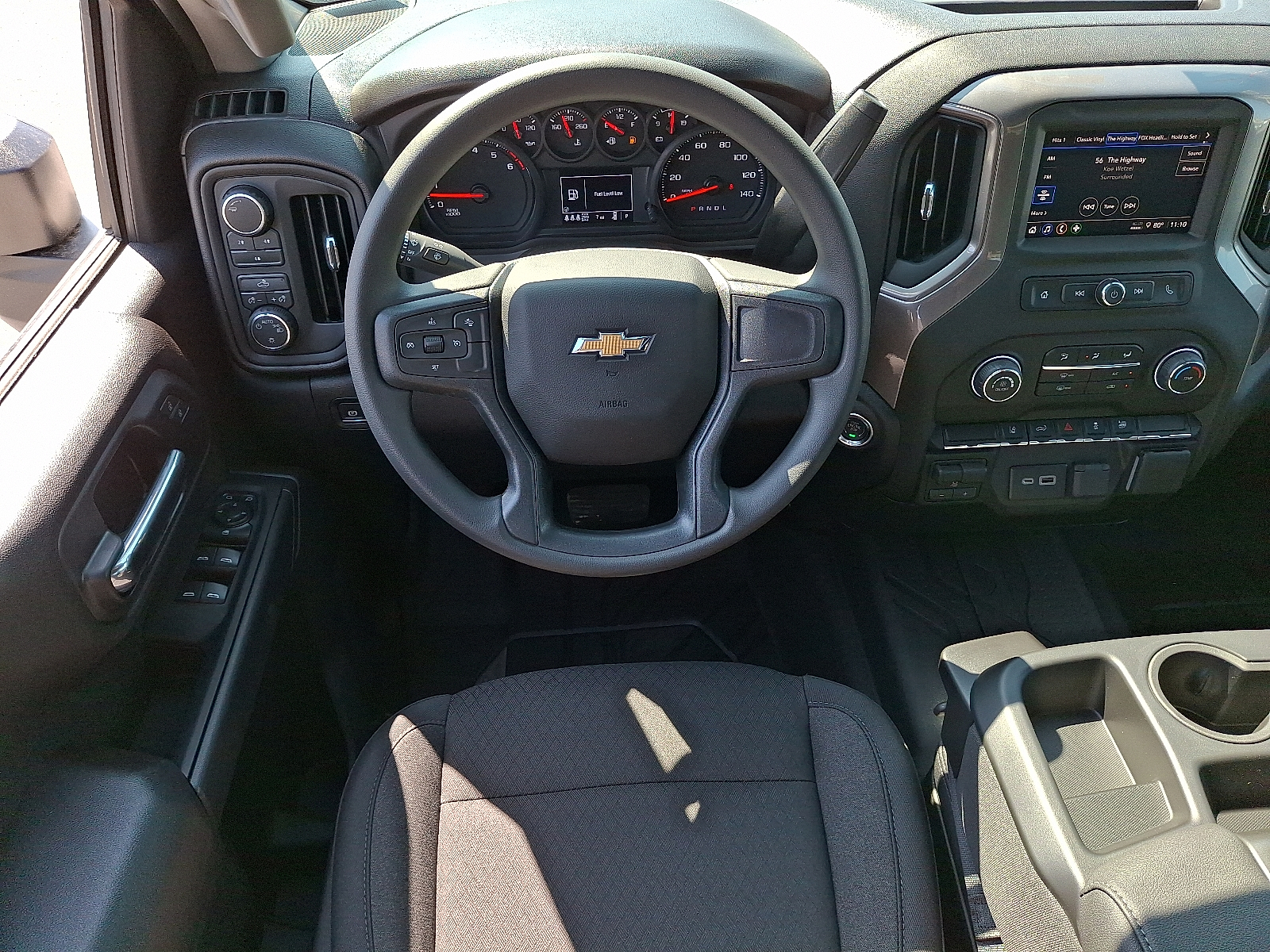 2026 Chevrolet Silverado 2500HD Crew Cab, Standard Bed, WT, 4WD - White Sands - G42 exterior view 7