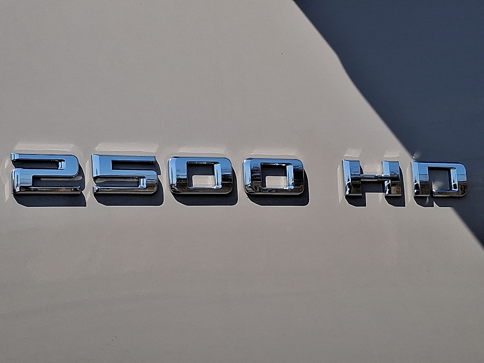 2026 Chevrolet Silverado 2500HD Crew Cab, Standard Bed, WT, 4WD - White Sands - G42 exterior view 18