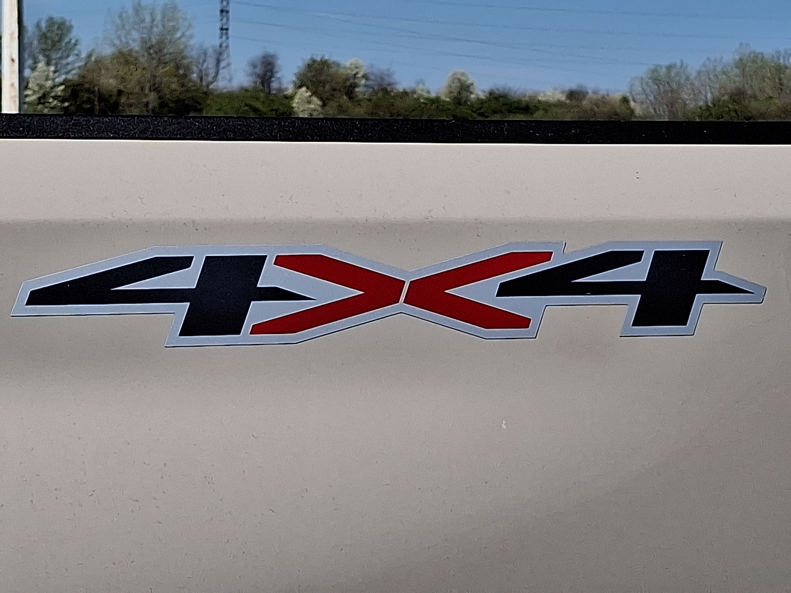 2026 Chevrolet Silverado 2500HD Crew Cab, Standard Bed, WT, 4WD - White Sands - G42 exterior view 20