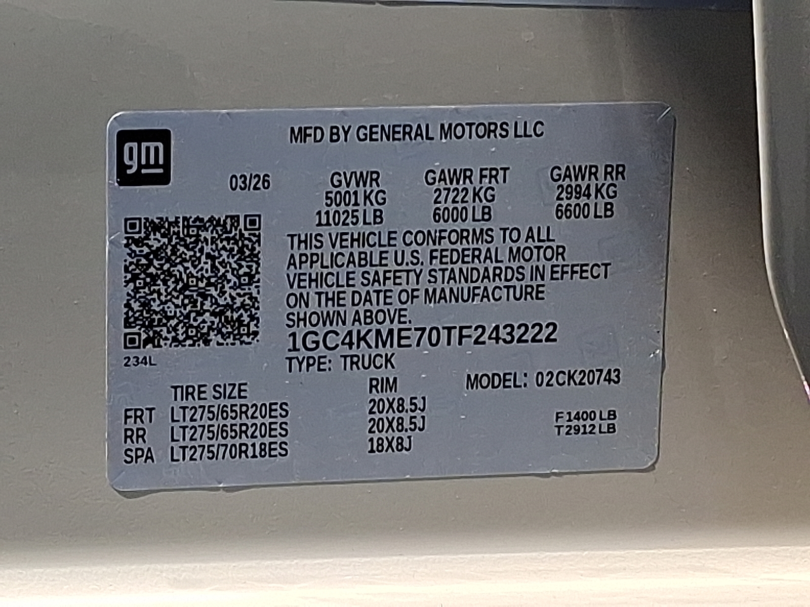 2026 Chevrolet Silverado 2500HD Crew Cab, Standard Bed, WT, 4WD - White Sands - G42 exterior view 15