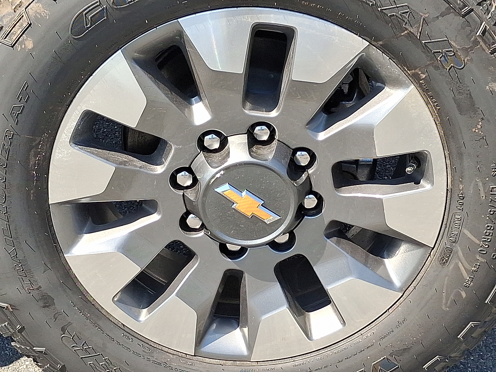 2026 Chevrolet Silverado 2500HD Crew Cab, Standard Bed, WT, 4WD - Sterling Gray Metallic - GXD exterior view 6