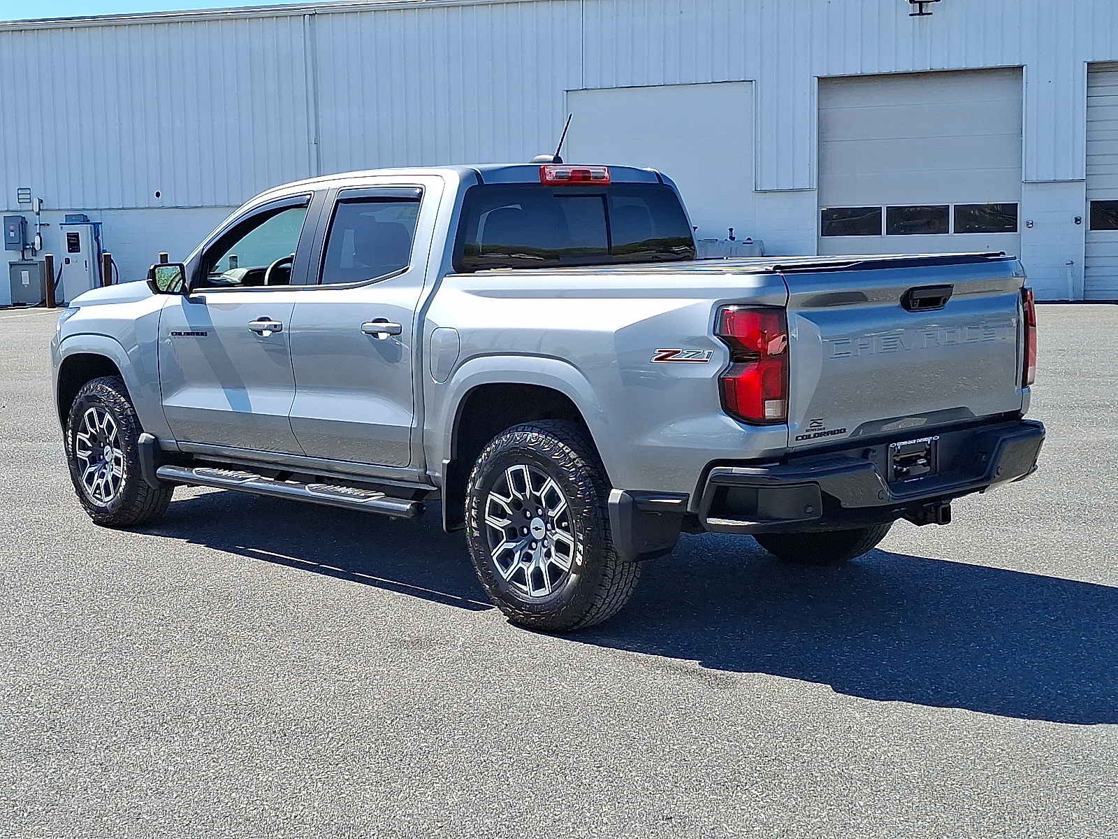2026 Chevrolet Colorado Z71, 4WD - Sterling Gray Metallic - GXD exterior view 7