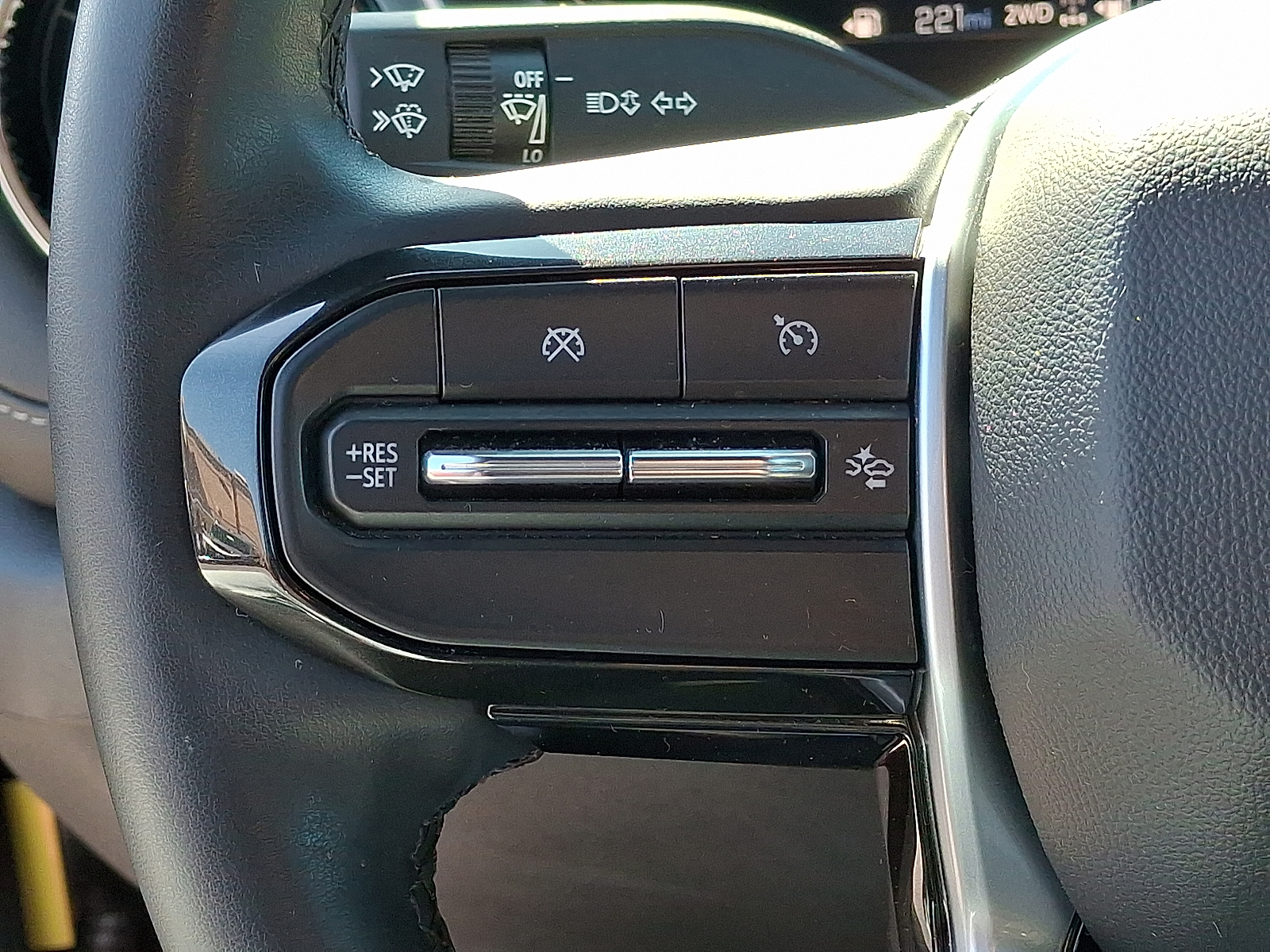 2024 Chevrolet Colorado 4WD LT - Radiant Red Tintcoat - GNT exterior view 17