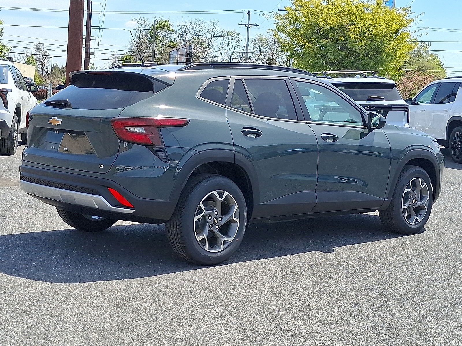 2026 Chevrolet Trax FWD LT - Cypress Gray - GBD exterior view 6