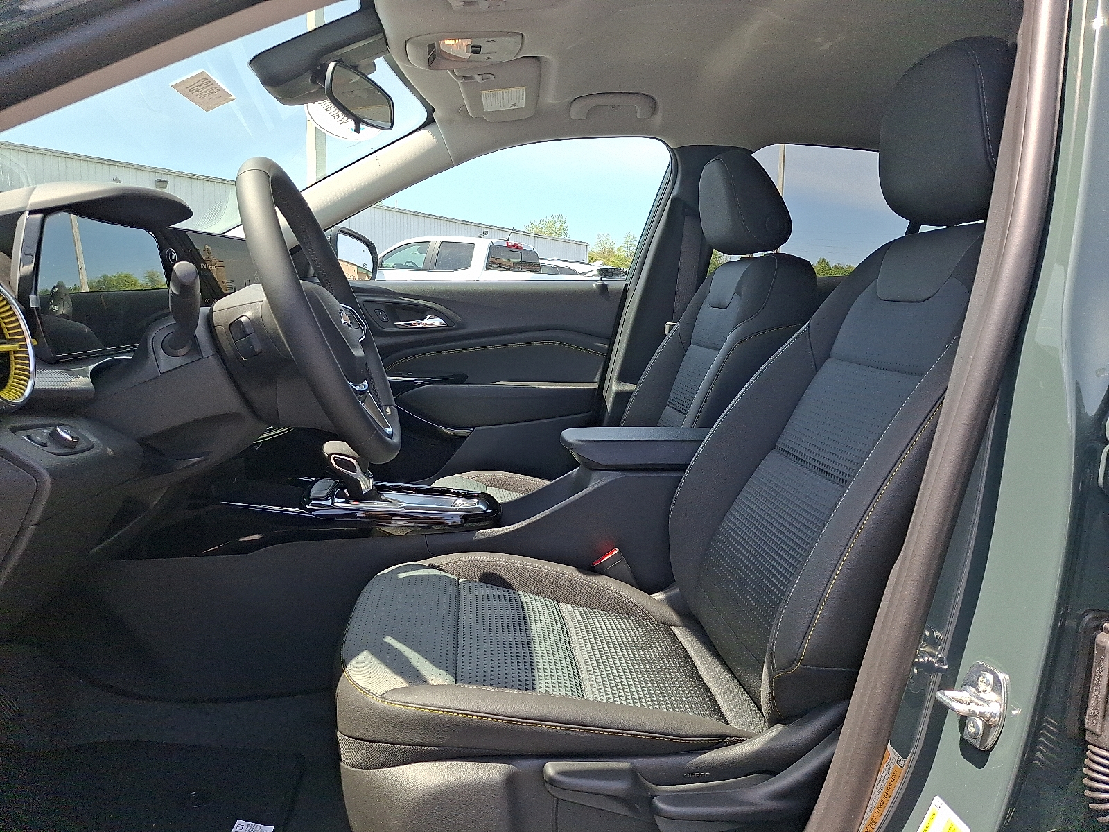 2026 Chevrolet Trax FWD LT - Cypress Gray - GBD exterior view 12