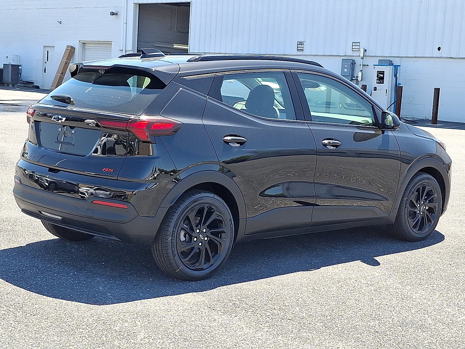 2027 Chevrolet Bolt RS FWD - Mosaic Black Metallic - GB8 exterior view 5