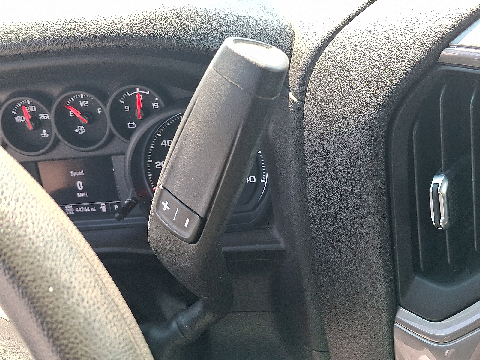 2023 Chevrolet Silverado 1500 4WD Crew Cab Short Bed Custom Trail Boss - Black - GBA exterior view 16