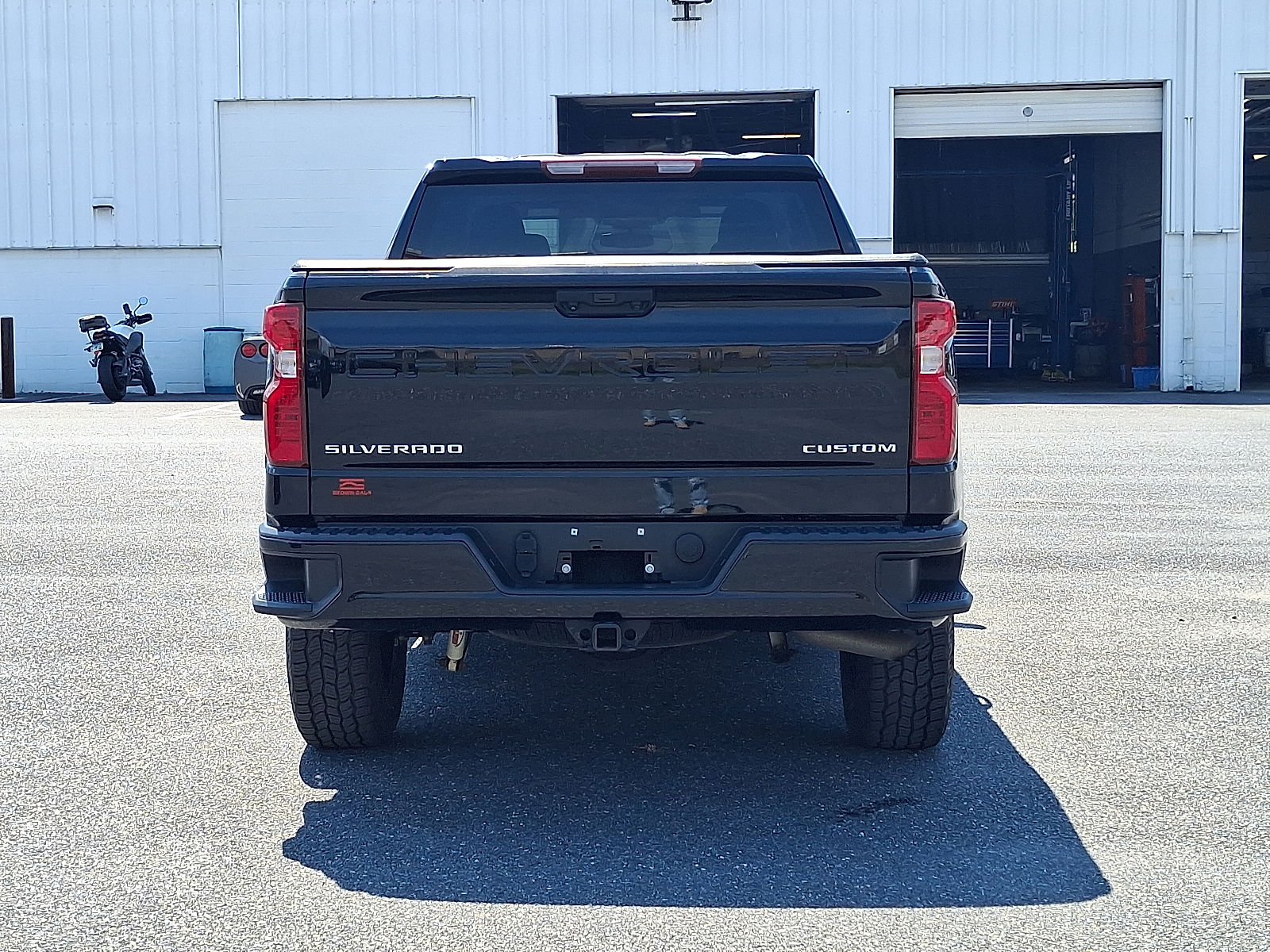 2023 Chevrolet Silverado 1500 4WD Crew Cab Short Bed Custom Trail Boss - Black - GBA exterior view 5