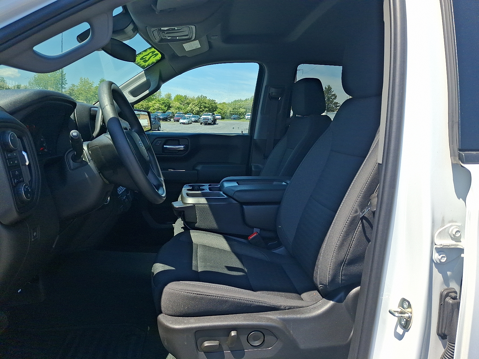 2023 Chevrolet Silverado 1500 4WD Crew Cab Short Bed Custom - Summit White - GAZ exterior view 13