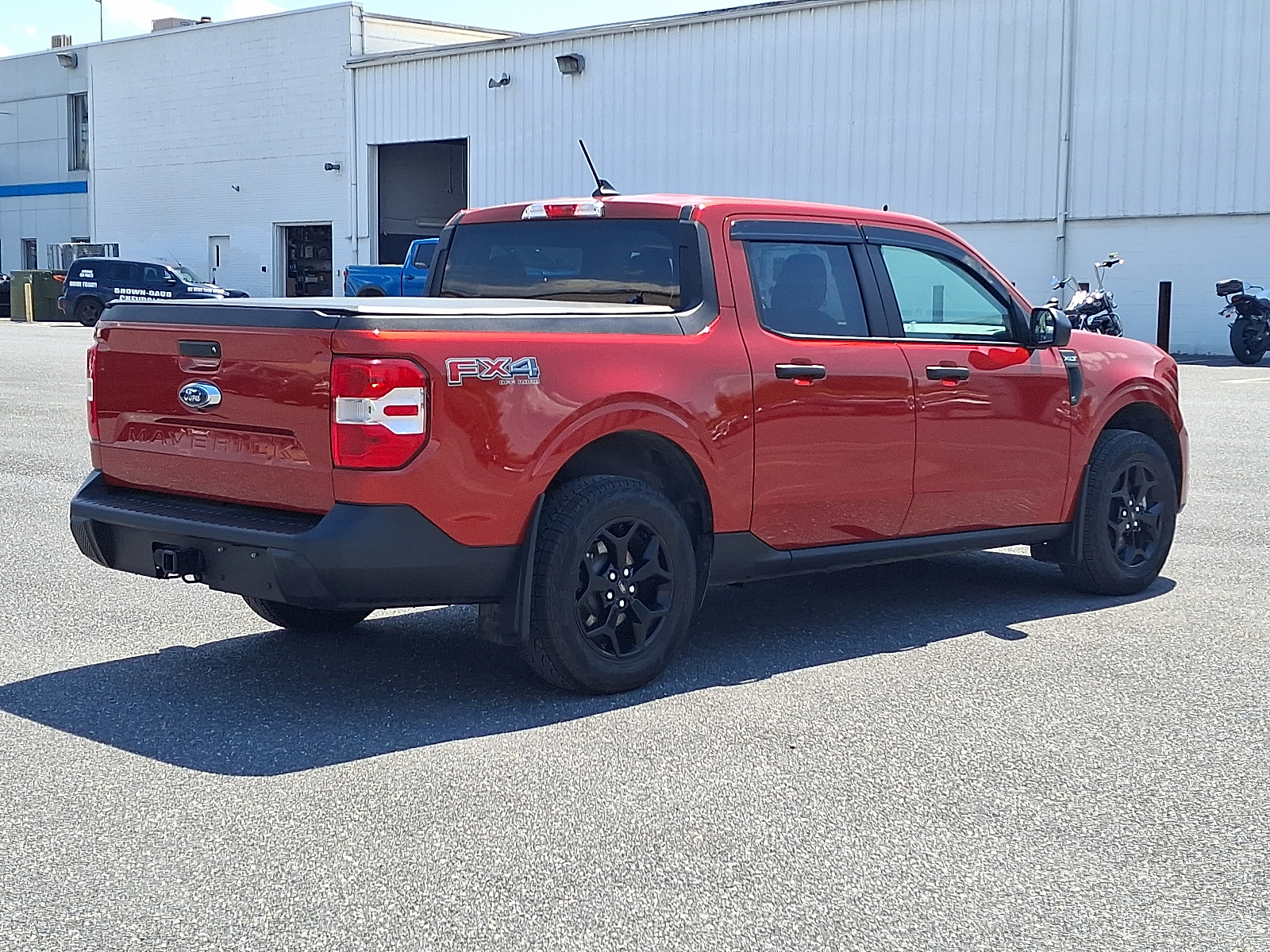 2024 Ford Maverick XLT - Hot Pepper Red Metallic Tinted Clearcoat - EA exterior view 6