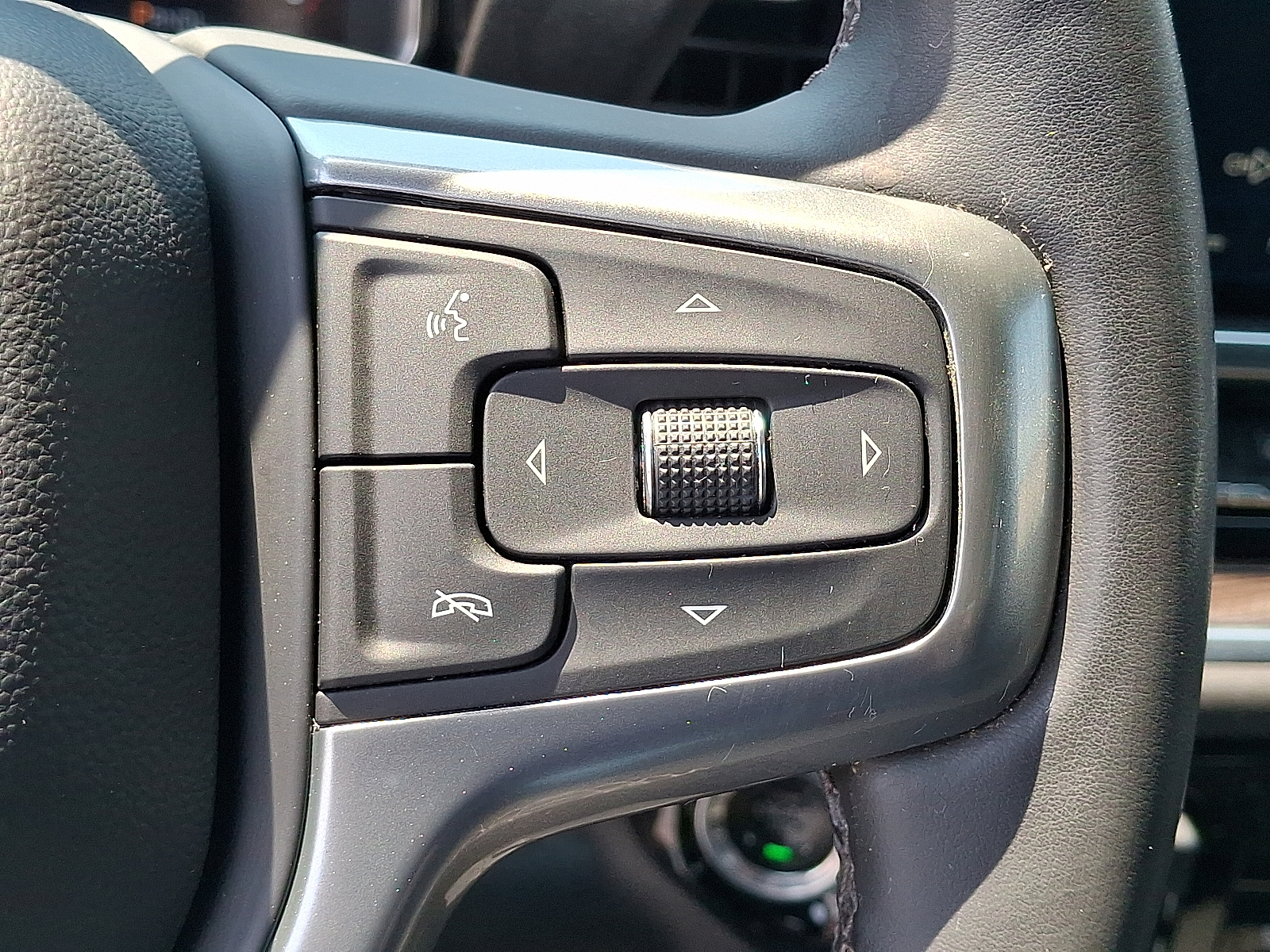 2024 Chevrolet Silverado 2500HD 4WD Crew Cab Standard Bed LT - Black - GBA exterior view 19