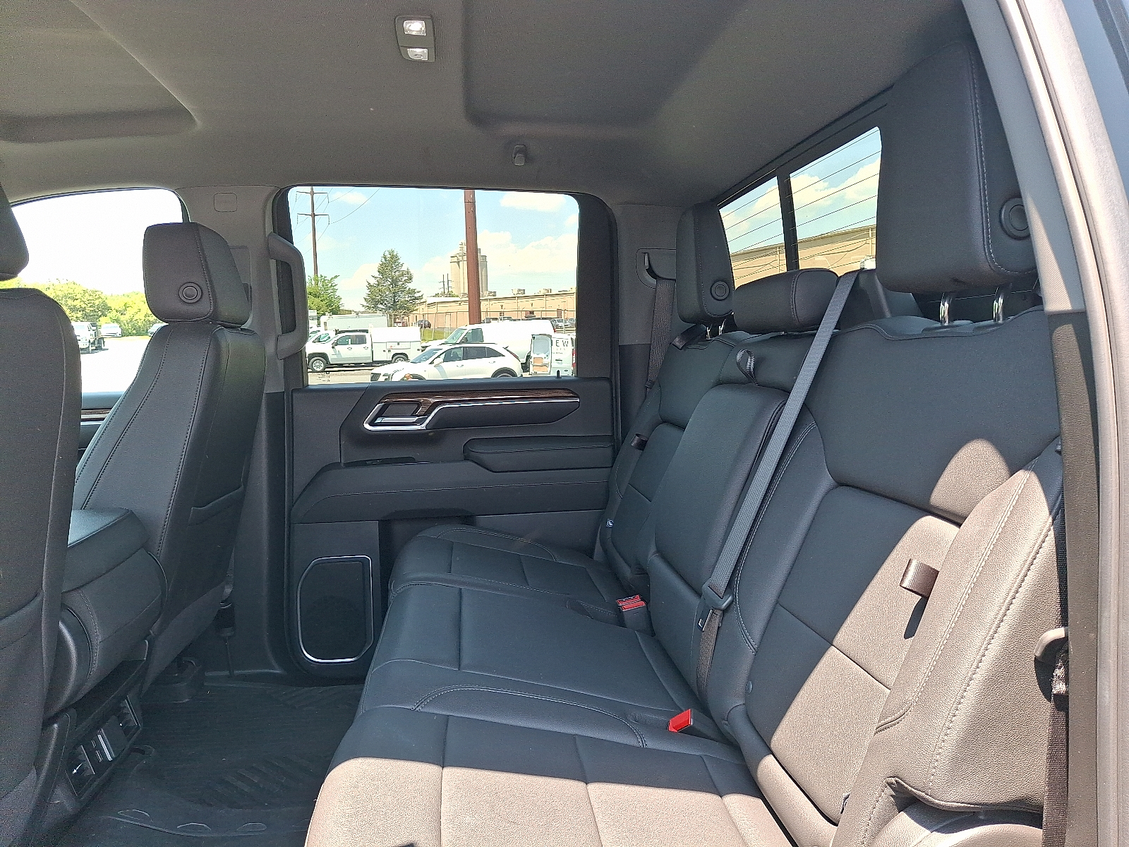 2024 Chevrolet Silverado 2500HD 4WD Crew Cab Standard Bed LT - Black - GBA exterior view 13