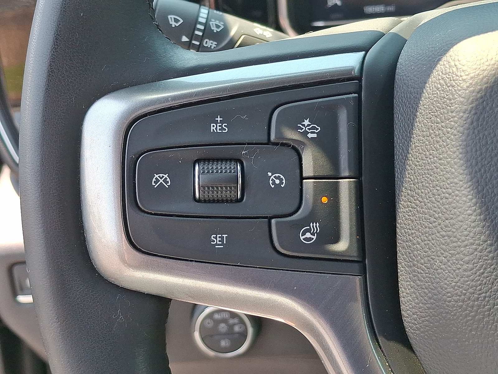2024 Chevrolet Silverado 2500HD 4WD Crew Cab Standard Bed LT - Black - GBA exterior view 18