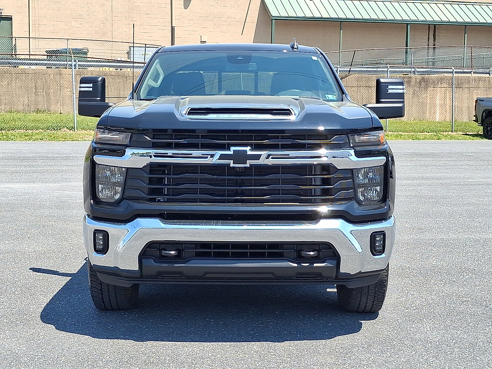 2024 Chevrolet Silverado 2500HD 4WD Crew Cab Standard Bed LT - Black - GBA exterior view 5