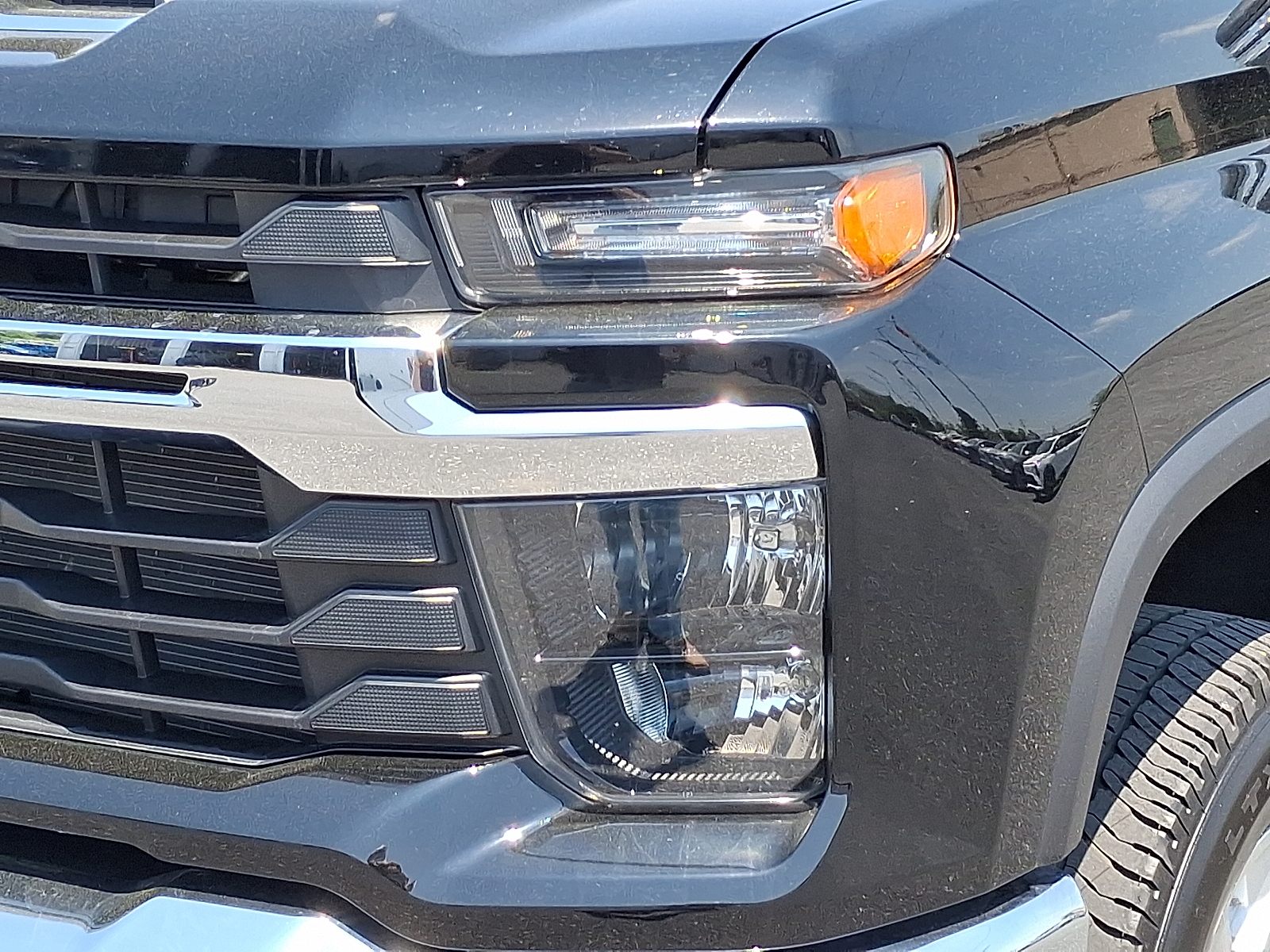 2024 Chevrolet Silverado 2500HD 4WD Crew Cab Standard Bed LT - Black - GBA exterior view 12