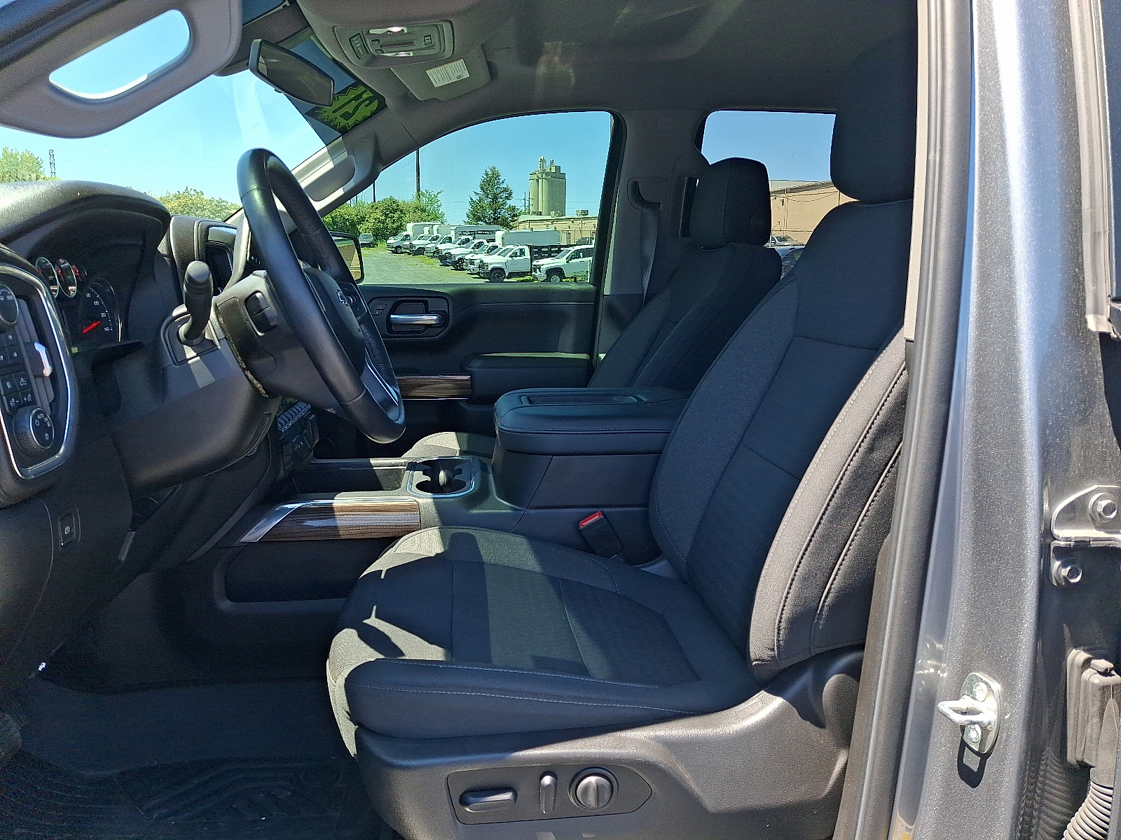 2021 Chevrolet Silverado 1500 4WD Crew Cab Short Bed LT Trail Boss - Satin Steel Metallic - G9K exterior view 16