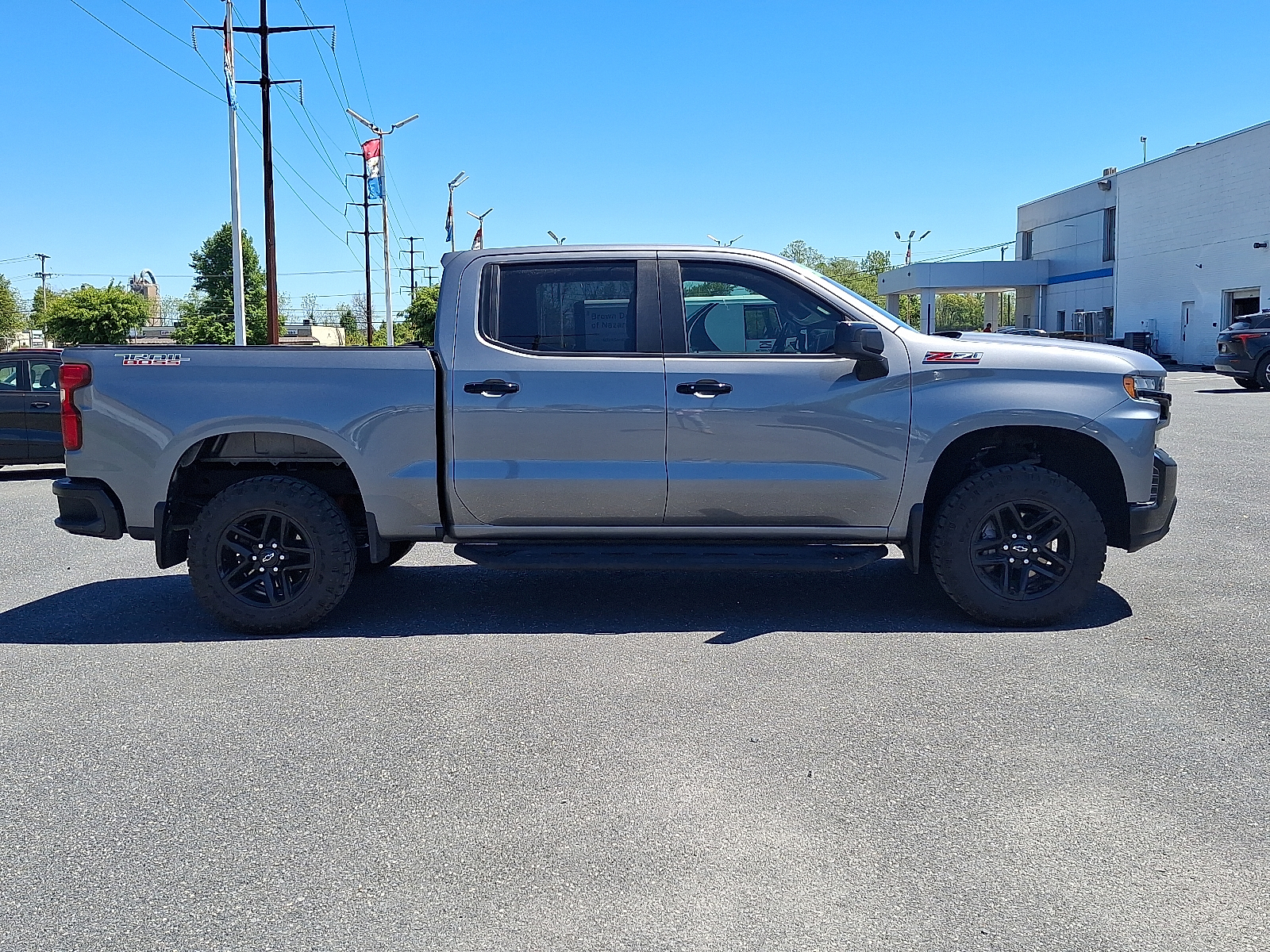 2021 Chevrolet Silverado 1500 4WD Crew Cab Short Bed LT Trail Boss - Satin Steel Metallic - G9K exterior view 10