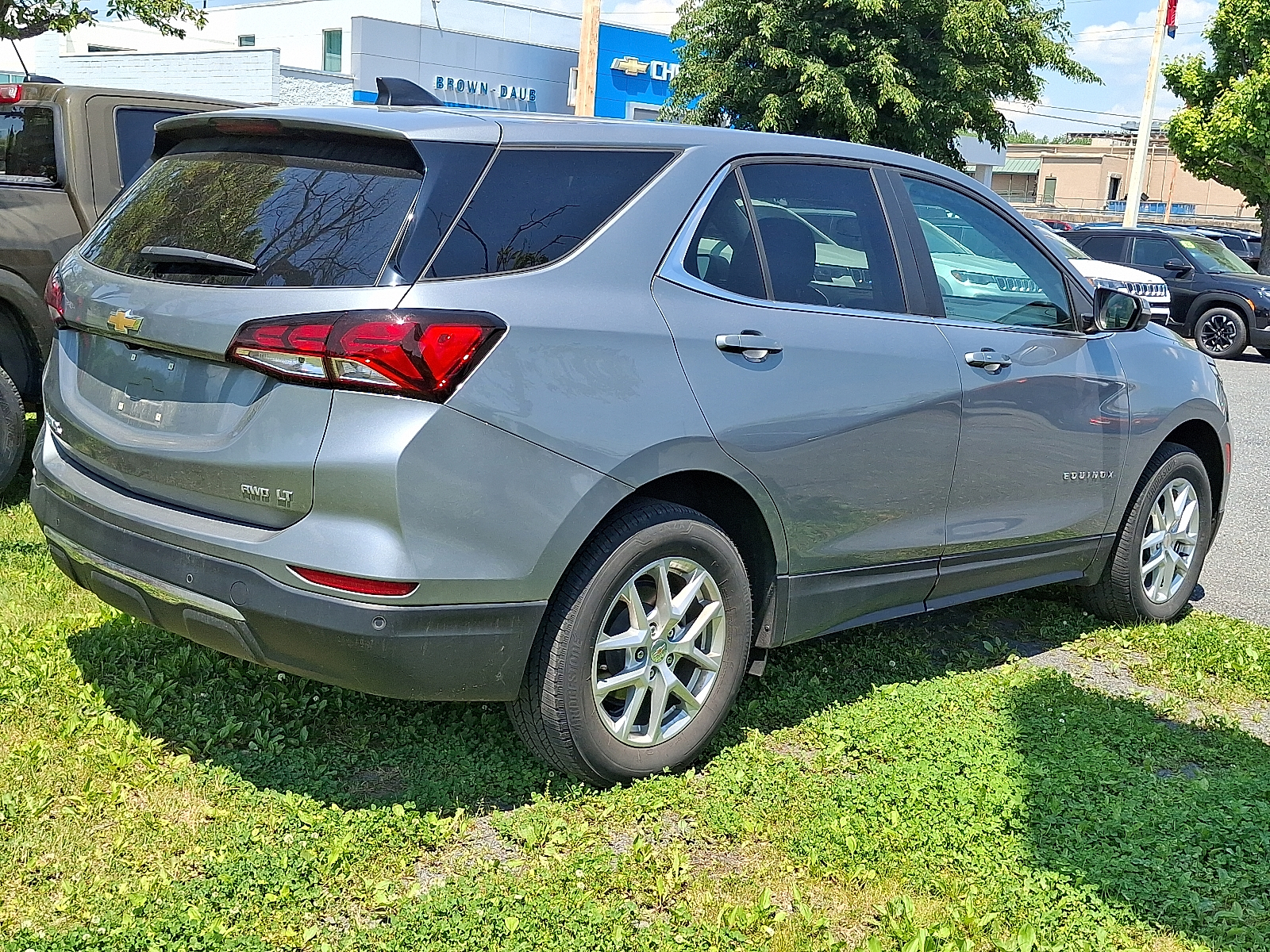 2024 Chevrolet Equinox AWD LT - Sterling Gray Metallic - GXD exterior view 4