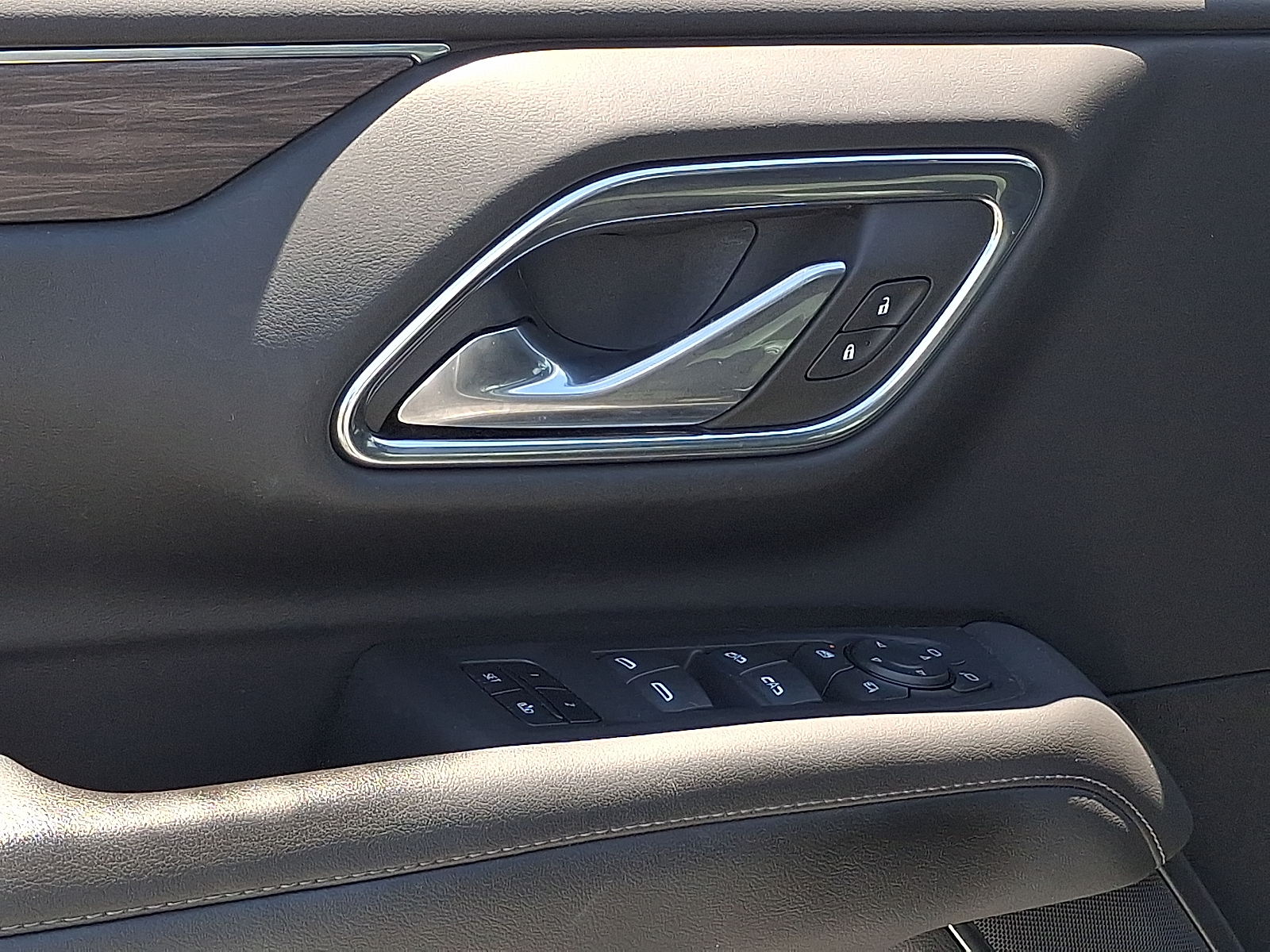 2023 Chevrolet Tahoe 4WD Z71 - Summit White - GAZ exterior view 16