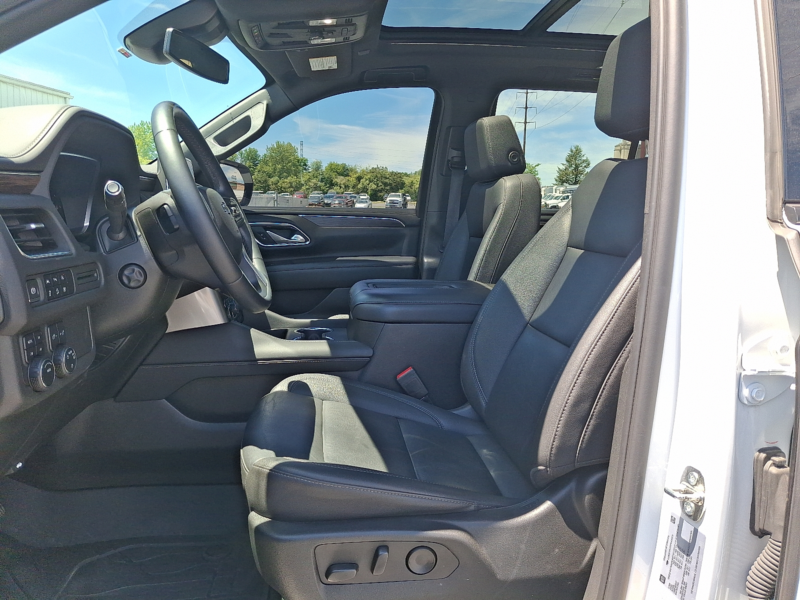 2023 Chevrolet Tahoe 4WD Z71 - Summit White - GAZ exterior view 17