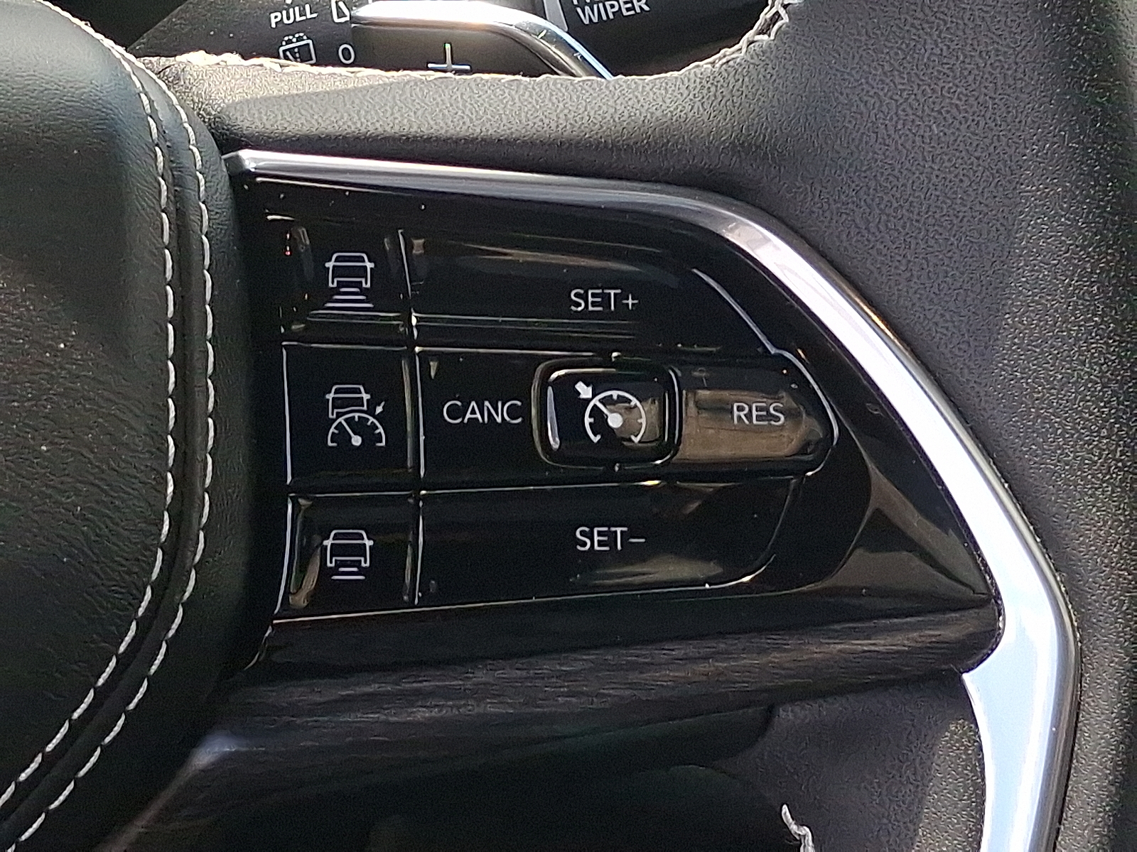 2023 Jeep Grand Cherokee L Overland 4x4 - Rocky Mountain Pearlcoat - PFJ exterior view 19