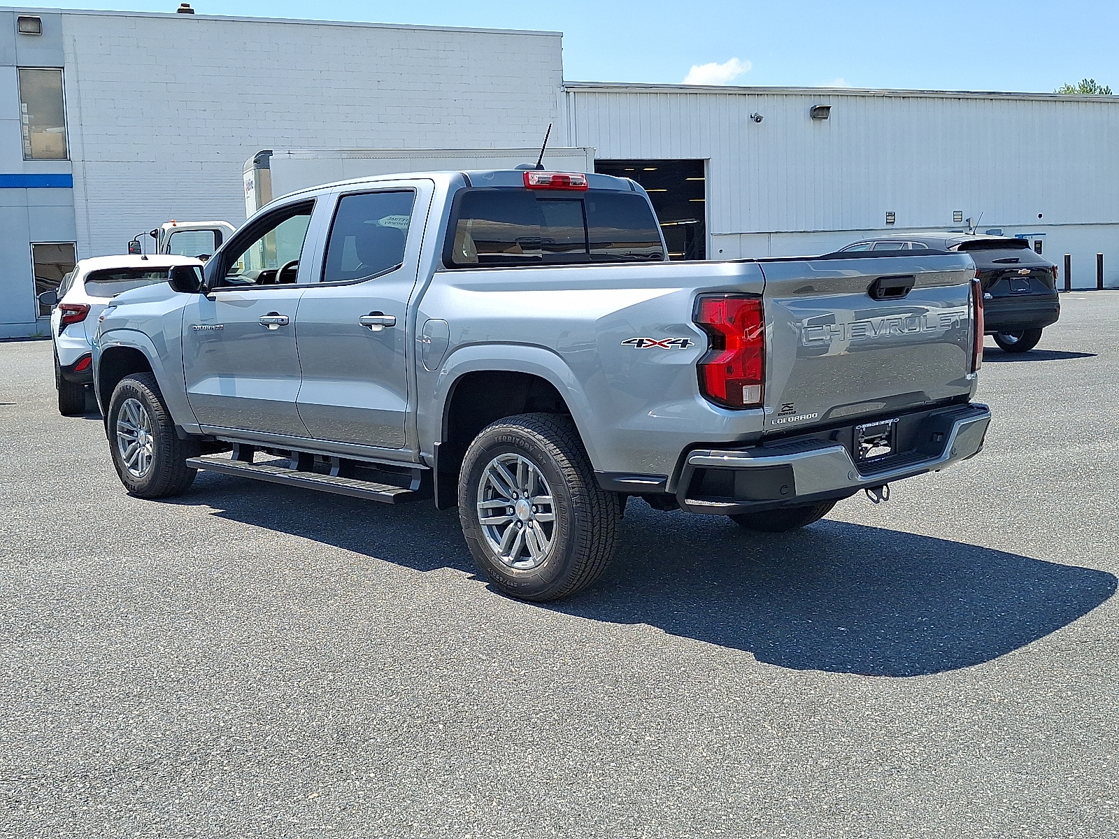 2026 Chevrolet Colorado LT, 4WD - Sterling Gray Metallic - GXD exterior view 6